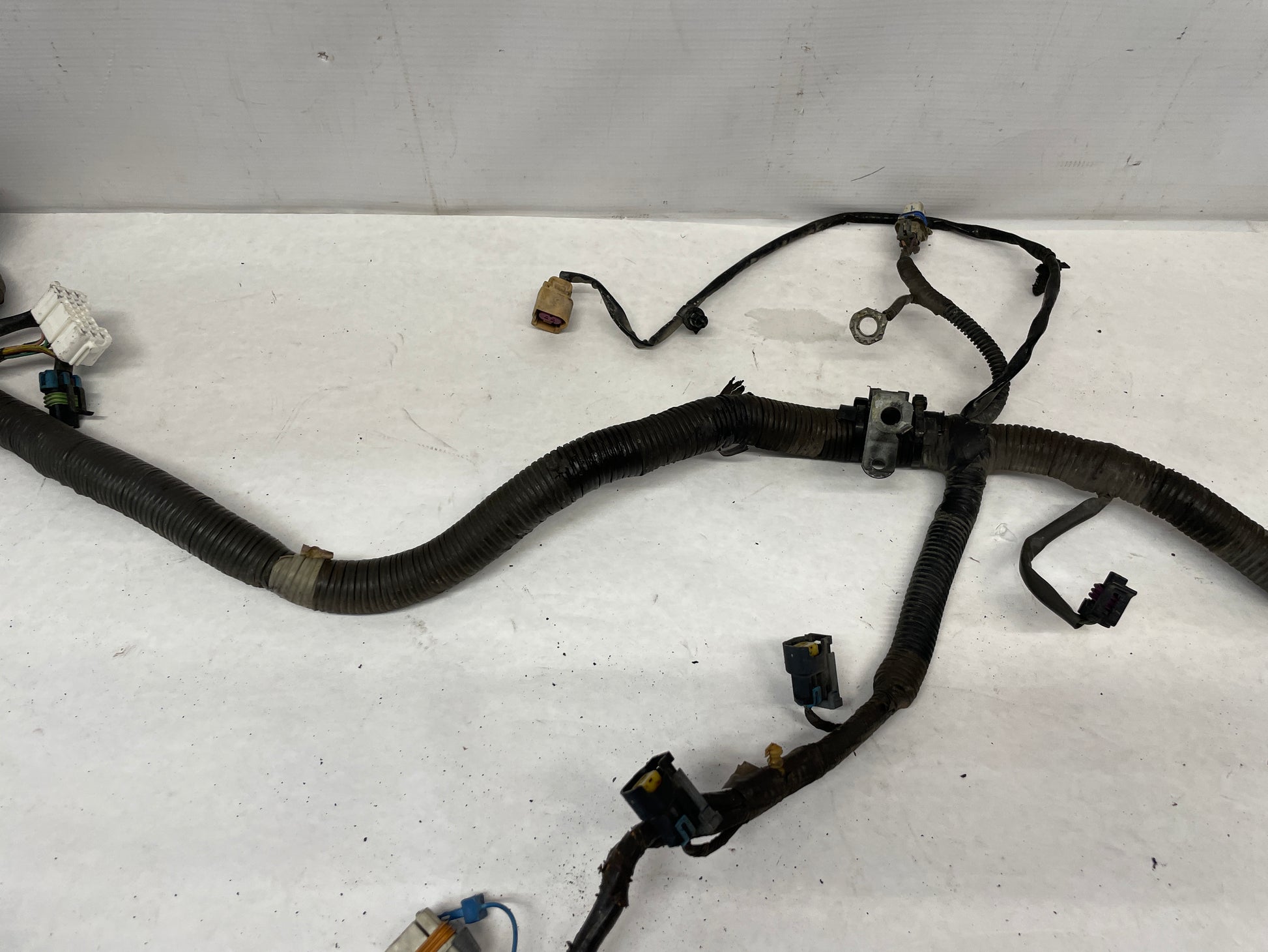2005 Pontiac GTO Engine Motor Manual Transmission Wire Wiring Harness OEM - Day's Parts Yard