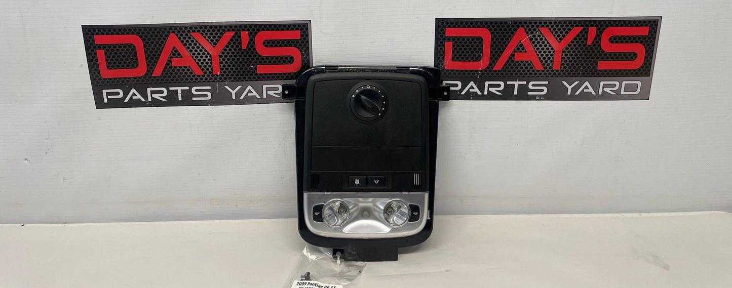 2009 Pontiac G8 GT Over Head Console Dome Light OEM - Day's Parts Yard