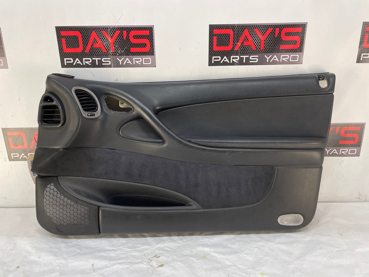 2004 Pontiac GTO RH Passenger Front Interior Door Panel  OEM - Day's Parts Yard