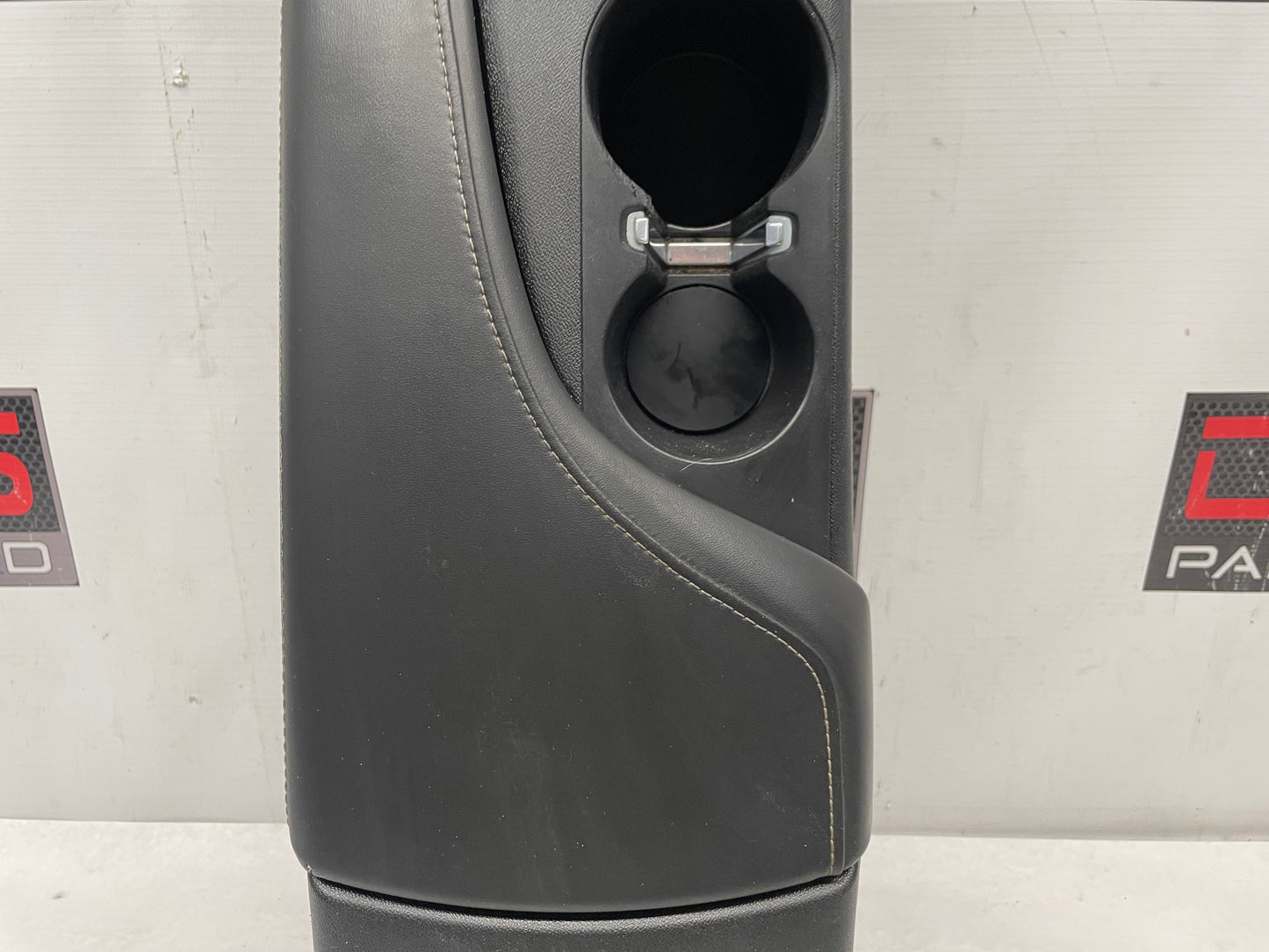 2019 Chevy Camaro SS Complete Center Console Armrest OEM