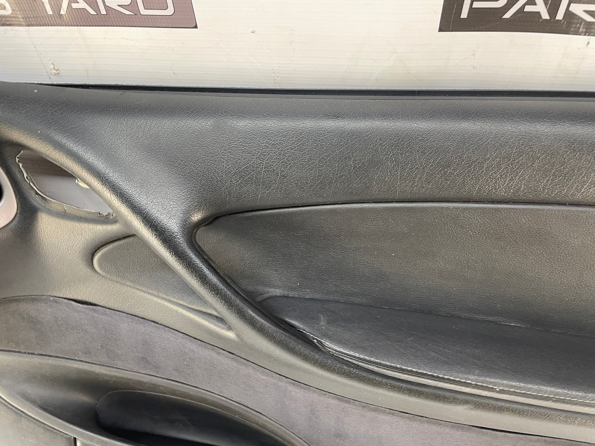 2004 Pontiac GTO RH Passenger Front Interior Door Panel  OEM - Day's Parts Yard