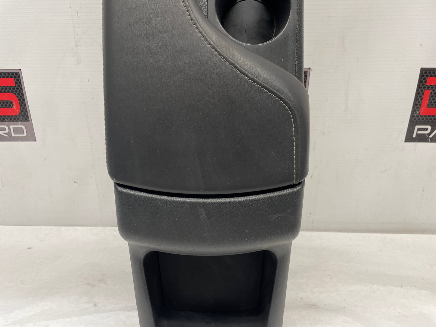2019 Chevy Camaro SS Complete Center Console Armrest OEM