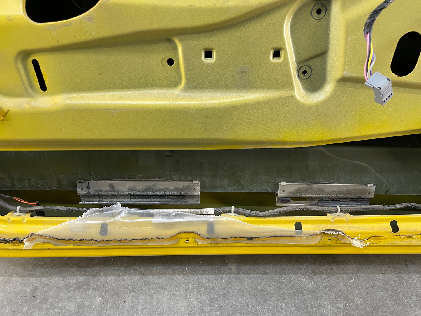 2005 Pontiac GTO LH Driver Front Exterior Door Yellow OEM