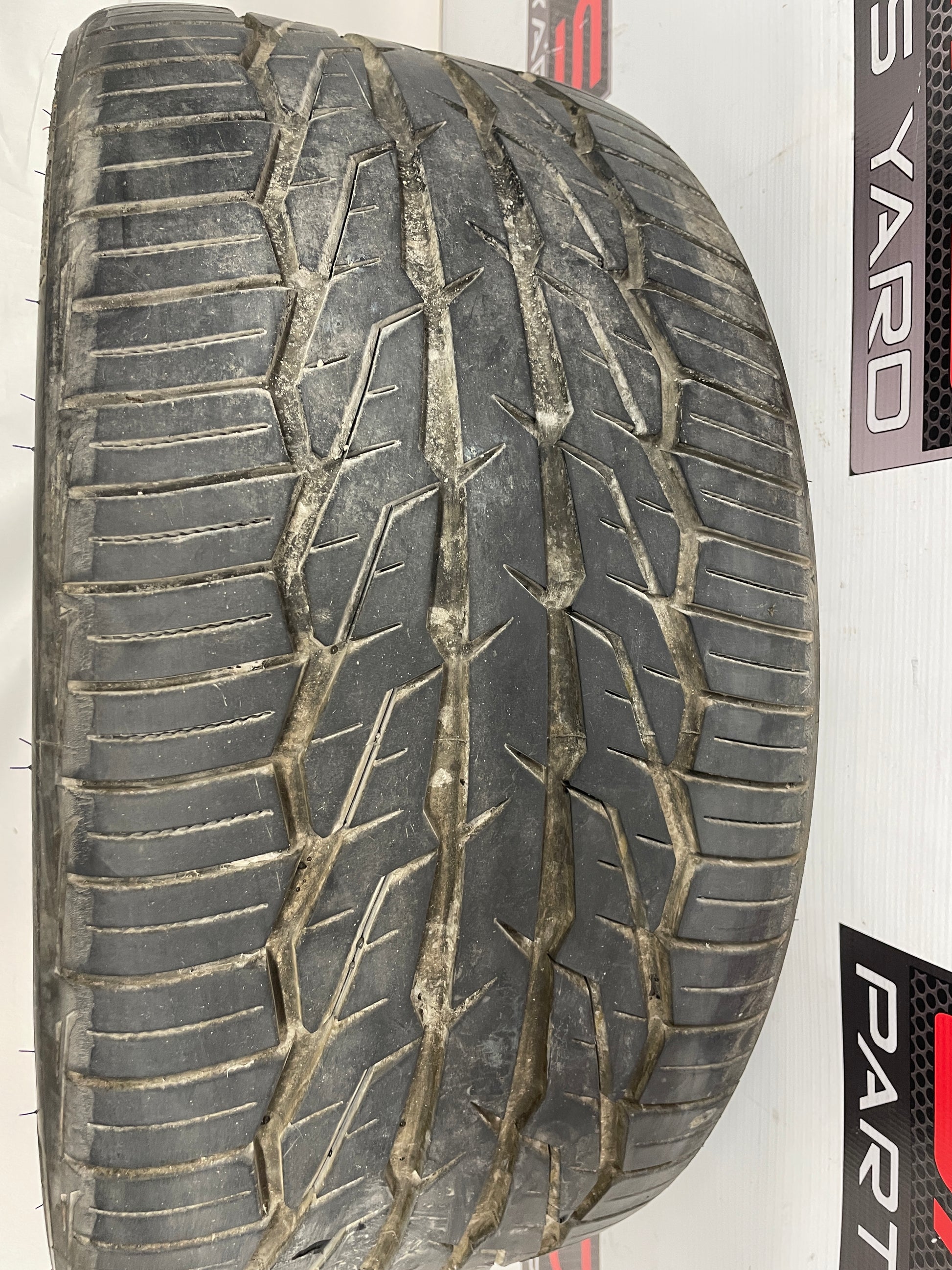 275/30R20 Toyo Extensa HP II Tire - Day's Parts Yard