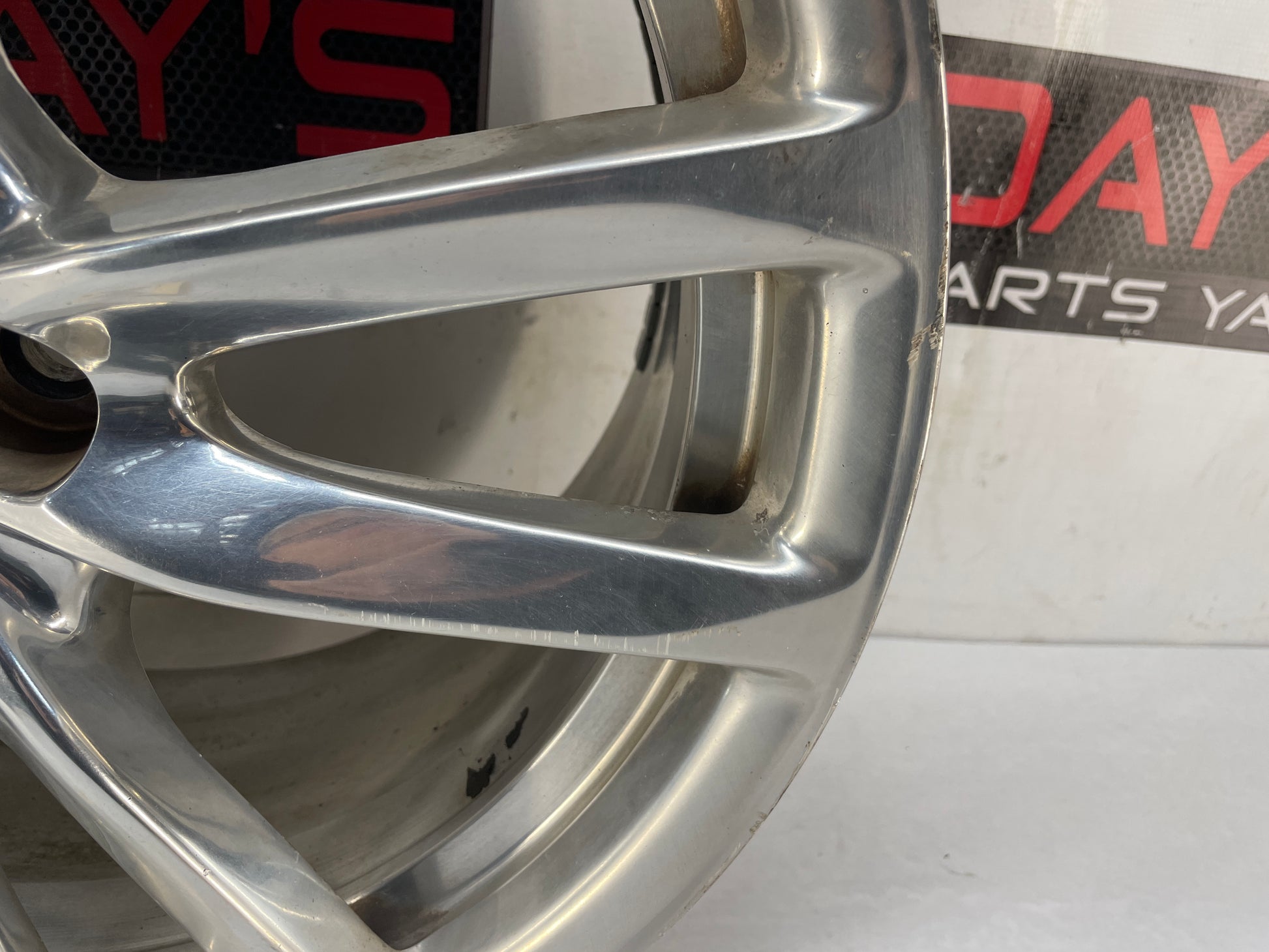 2014 Chevy SS Sedan Factory OEM Rear Wheel 19X9 - Day's Parts Yard