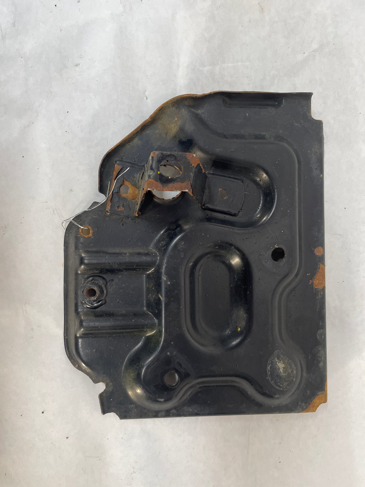 2004 Pontiac GTO Battery Tray OEM - Day's Parts Yard