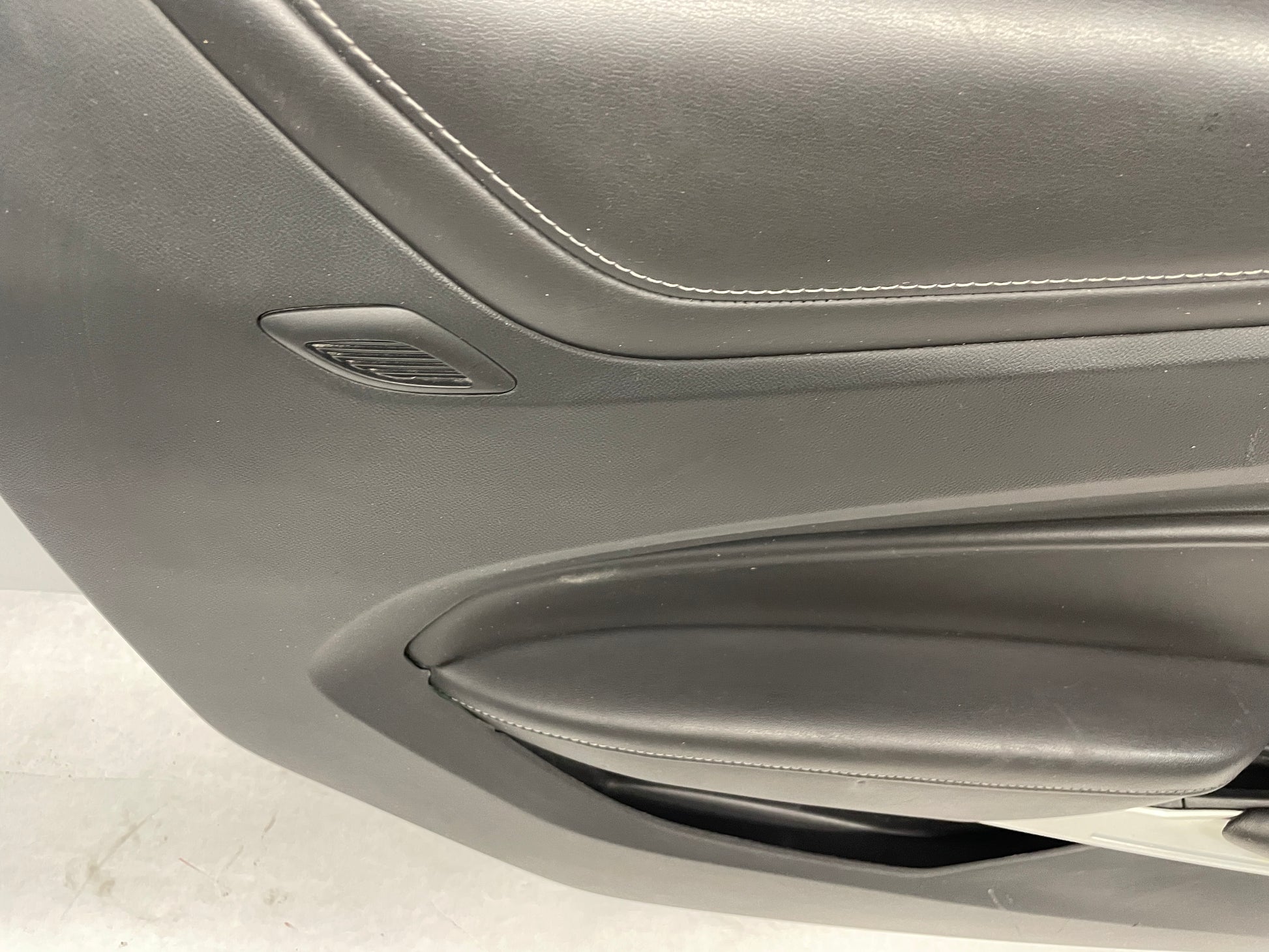 2019 Chevy Camaro SS LH Driver Front Interior Door Panel OEM - Day's Parts Yard