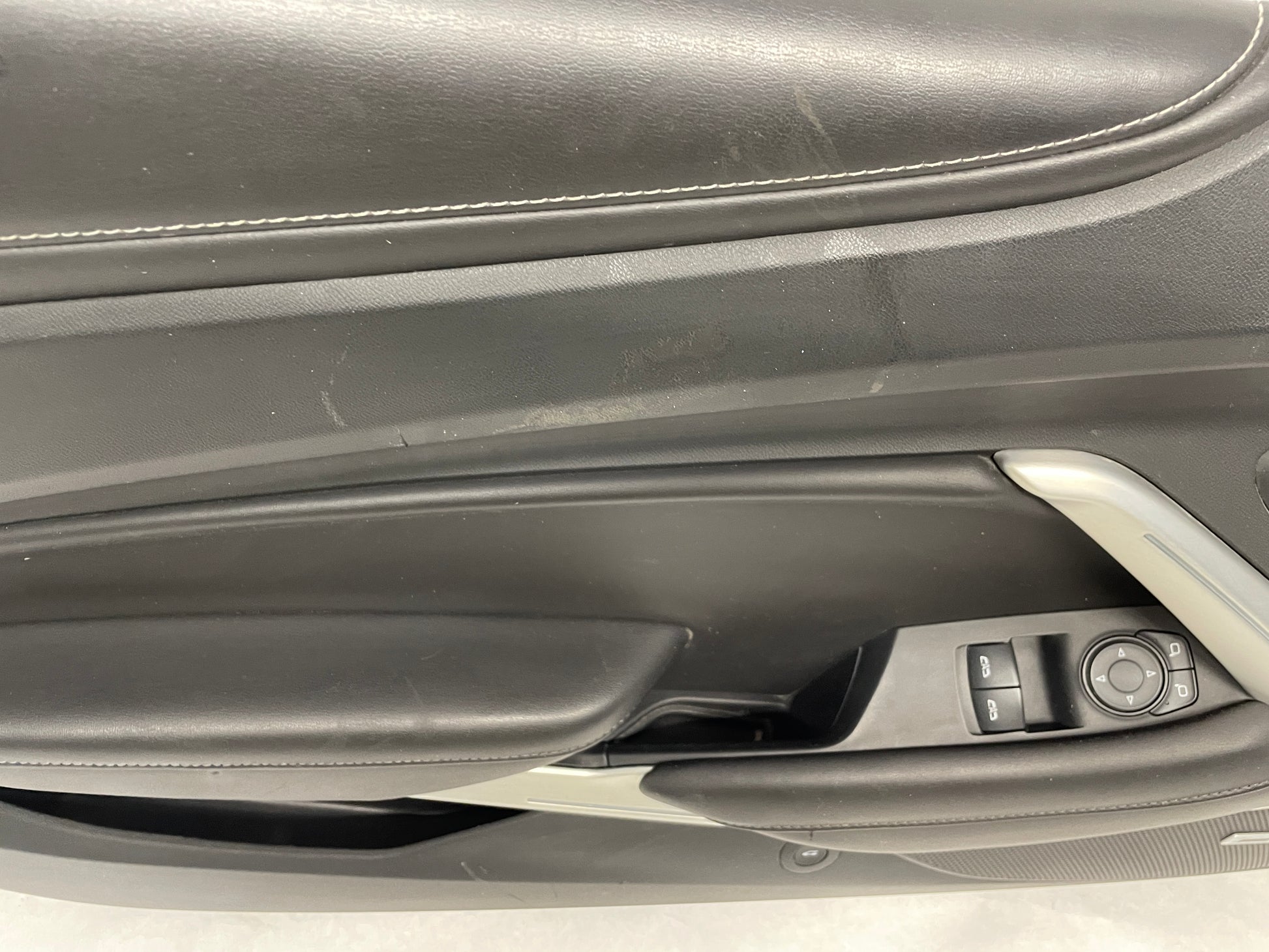 2019 Chevy Camaro SS LH Driver Front Interior Door Panel OEM - Day's Parts Yard