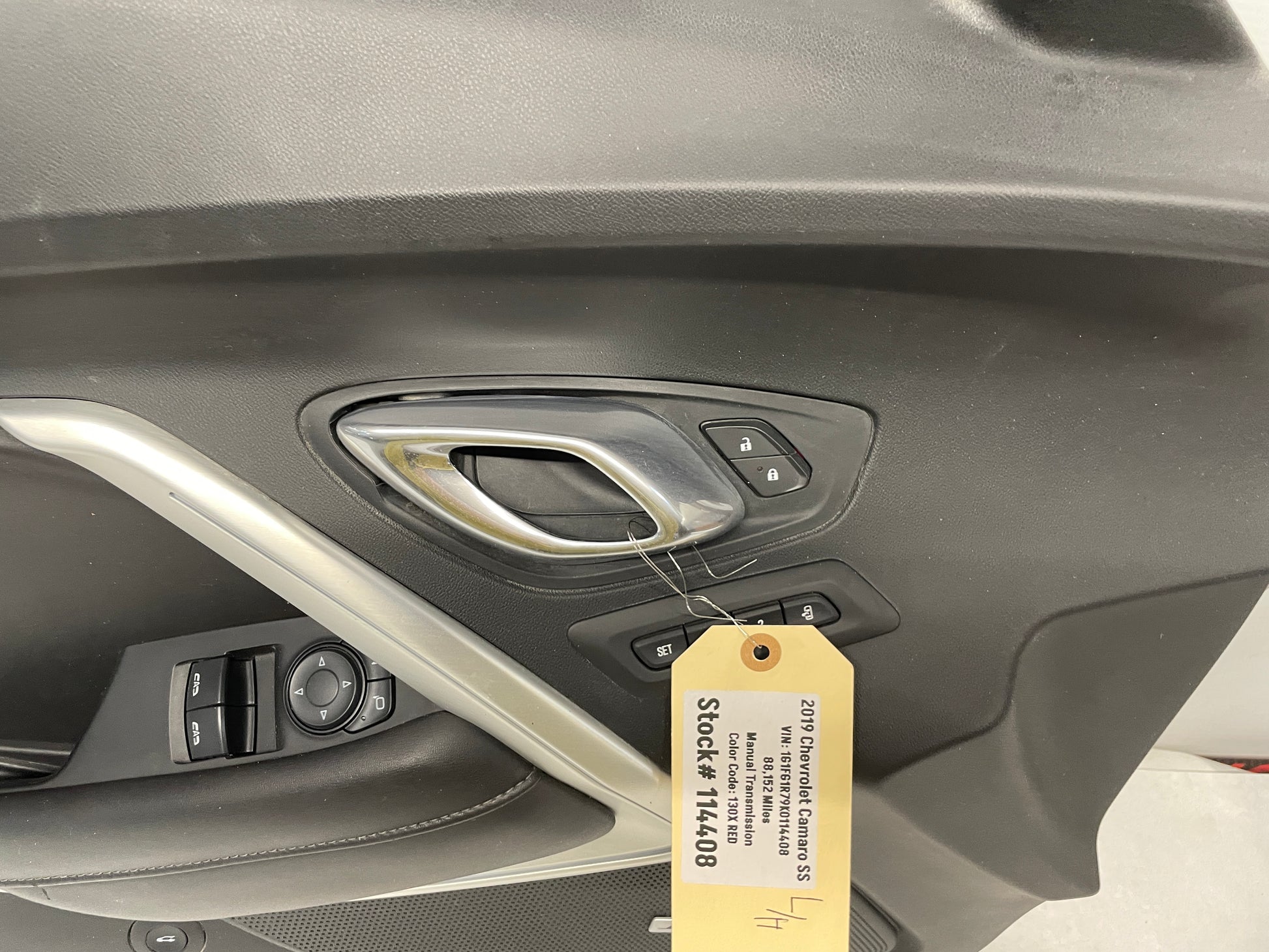 2019 Chevy Camaro SS LH Driver Front Interior Door Panel OEM - Day's Parts Yard