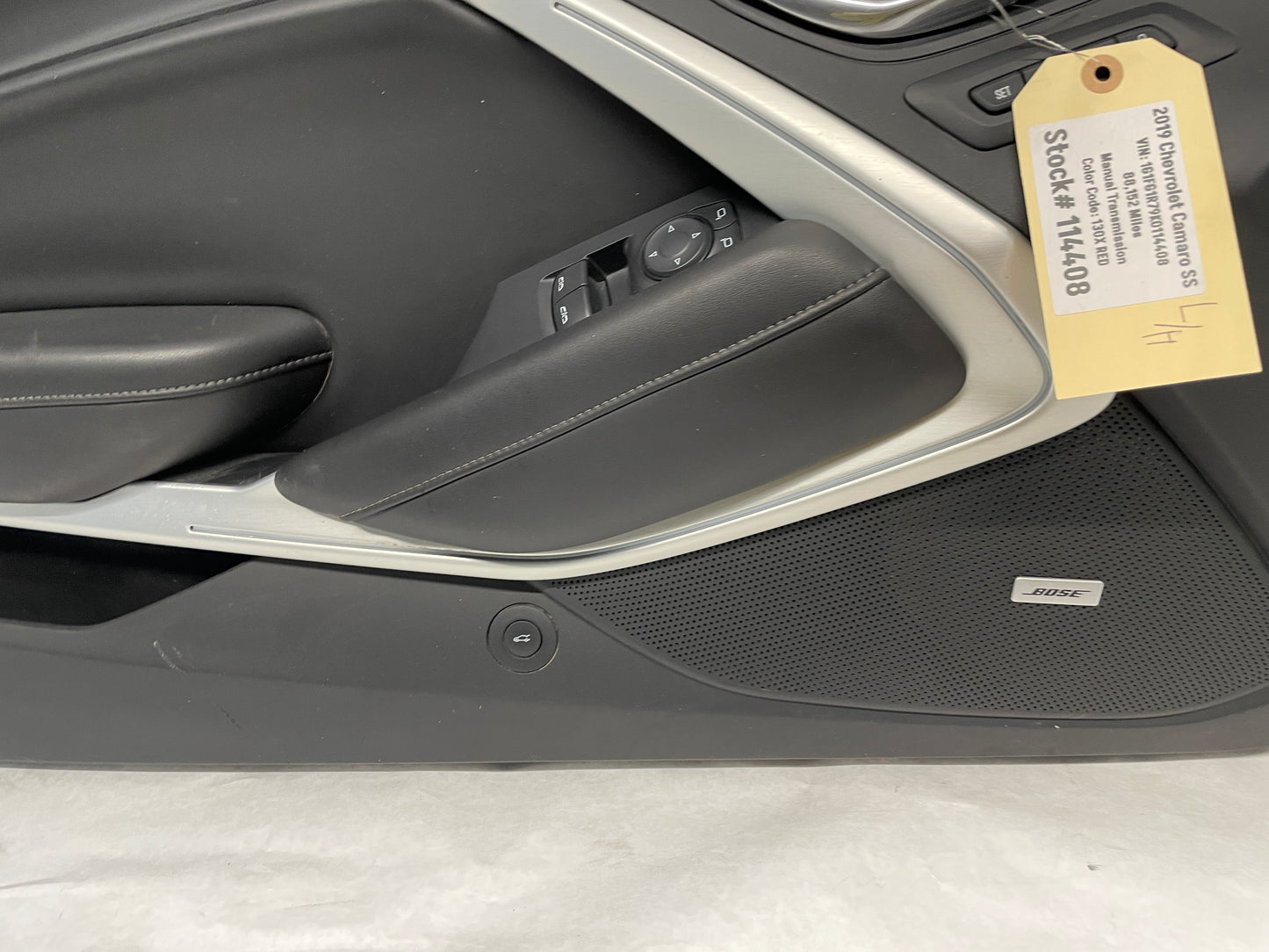 2019 Chevy Camaro SS LH Driver Front Interior Door Panel OEM - Day's Parts Yard