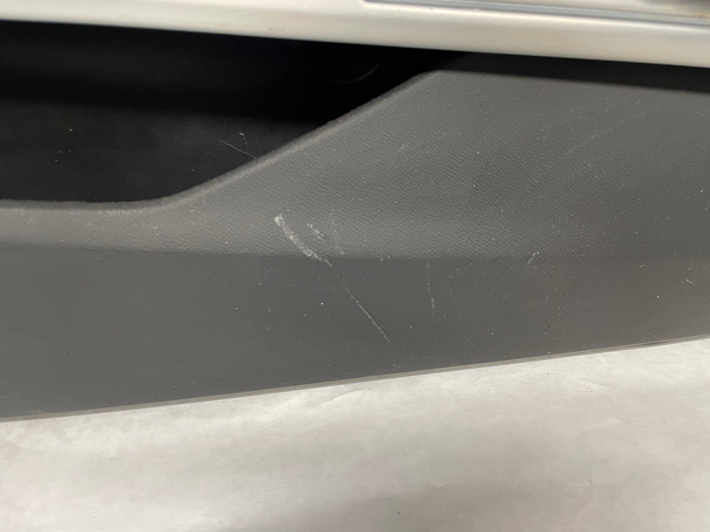 2019 Chevy Camaro SS LH Driver Front Interior Door Panel OEM - Day's Parts Yard