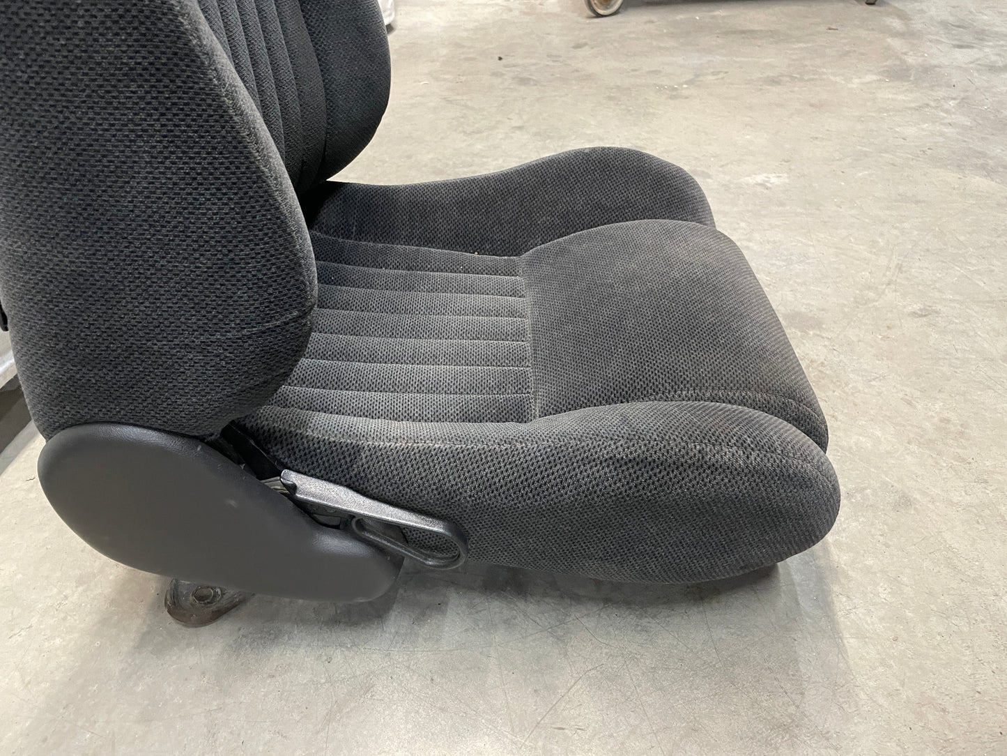 2000 Pontiac Firebird Trans Am Formula Seats Fronts and Rears Ebony Black Cloth OEM