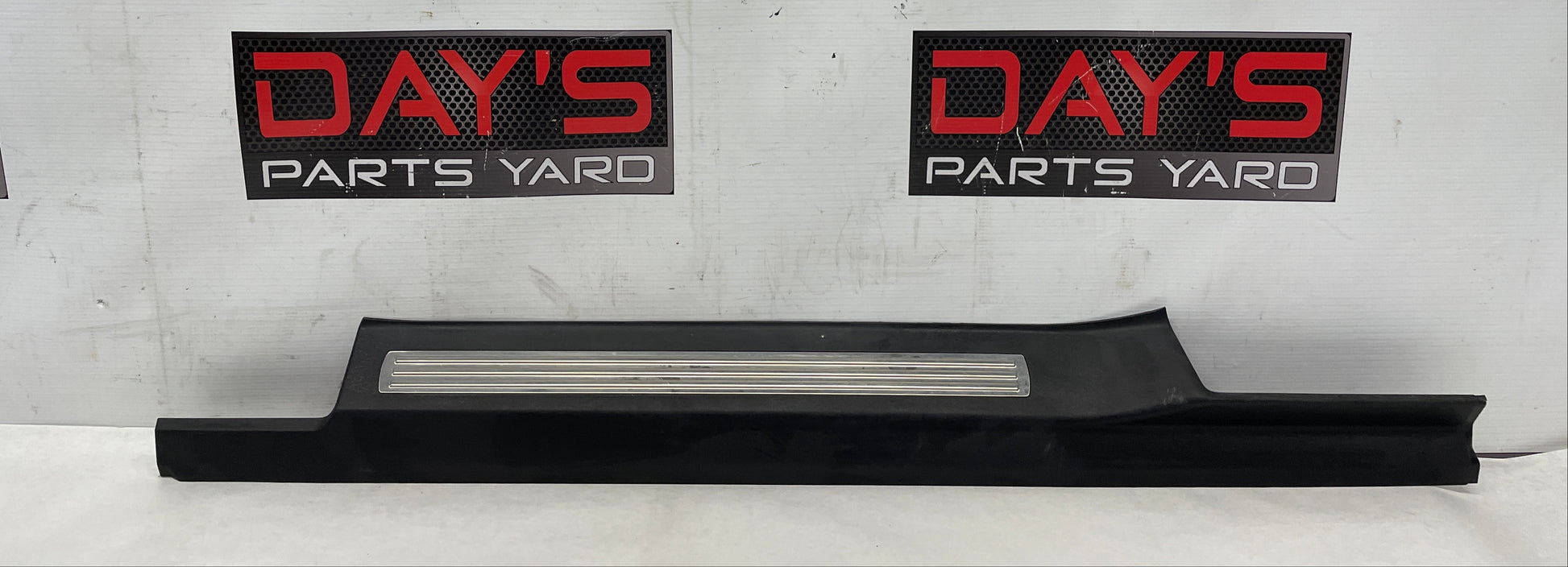 2017 Chevy SS Sedan LH Driver Front Scuff Sill Plate Panel OEM - Day's Parts Yard