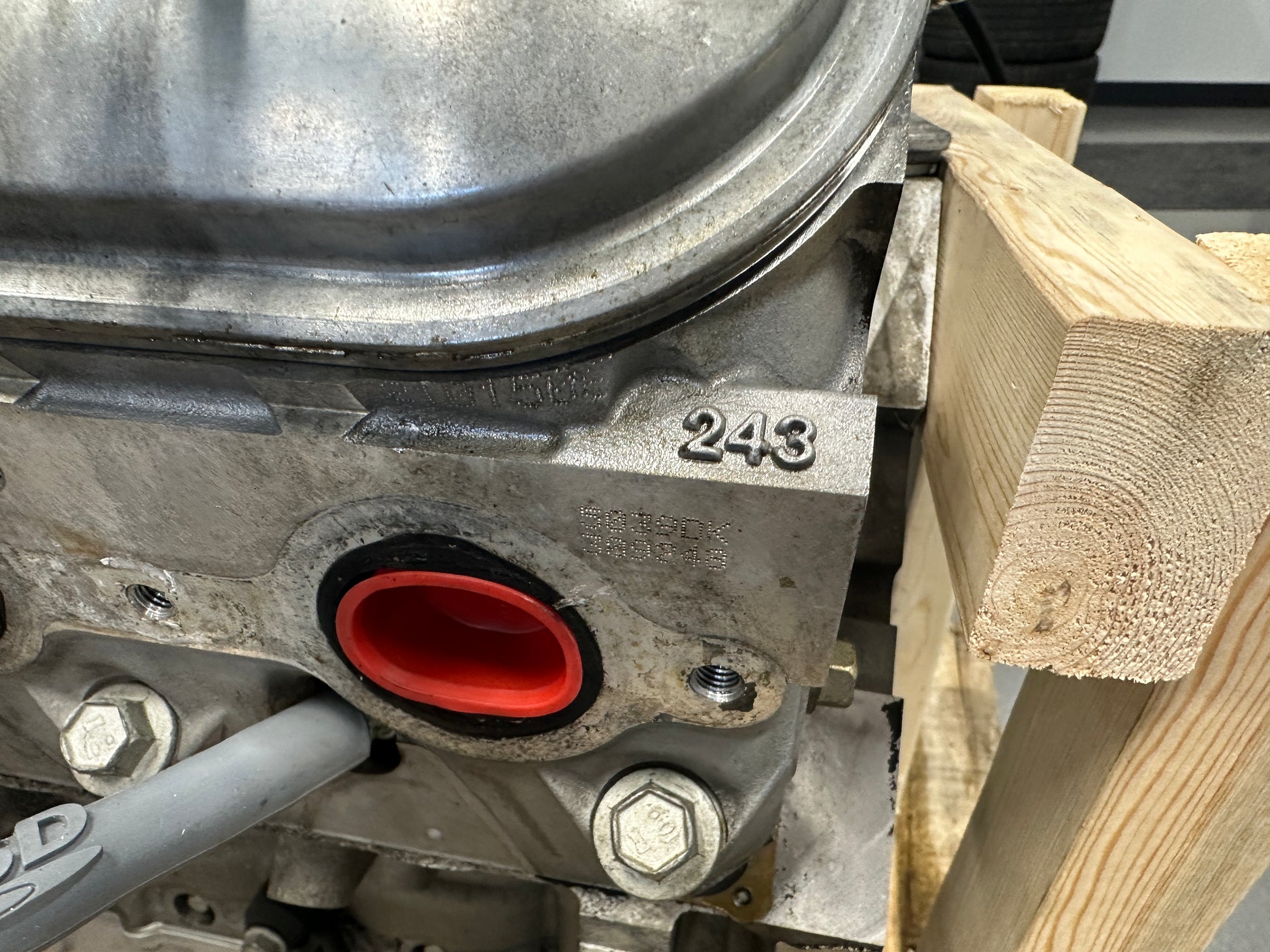 2005 Pontiac GTO 6.0 LS2 Engine Motor Drivetrain Pullout 400HP 74k - Day's Parts Yard