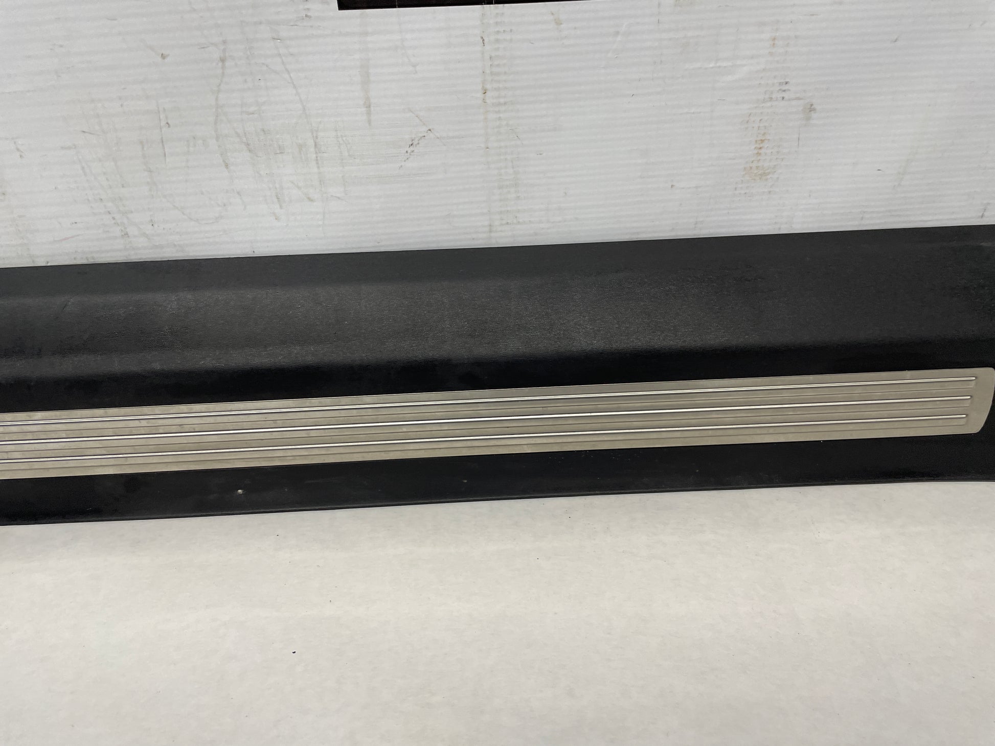 2017 Chevy SS Sedan LH Driver Front Scuff Sill Plate Panel OEM - Day's Parts Yard