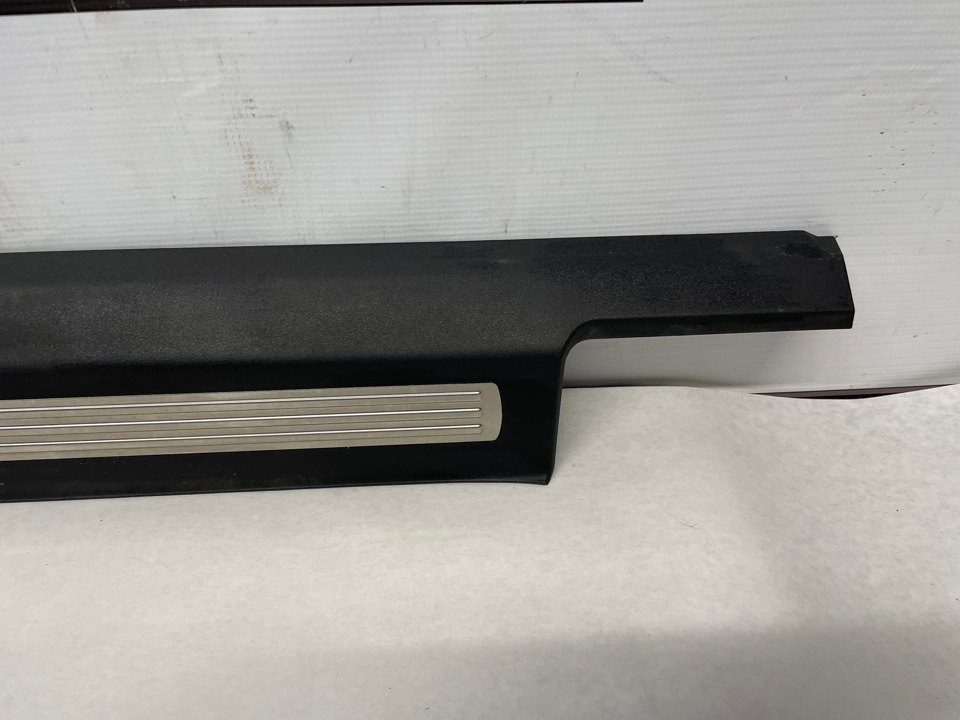 2017 Chevy SS Sedan LH Driver Front Scuff Sill Plate Panel OEM - Day's Parts Yard
