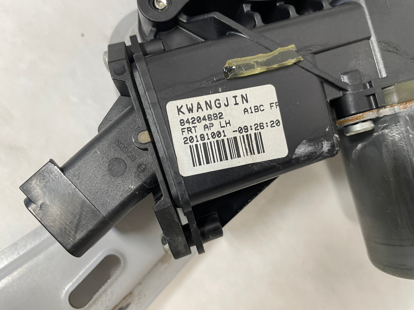 2019 Chevy Camaro SS LH Driver Front Window Regulator w/ Motor OEM - Day's Parts Yard