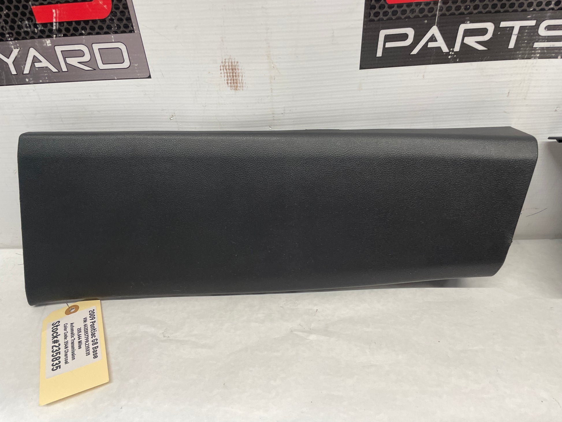 2009 Pontiac G8 Base RH & LH Lower Interior B Center Pillar Trim Molding Cover OEM - Day's Parts Yard
