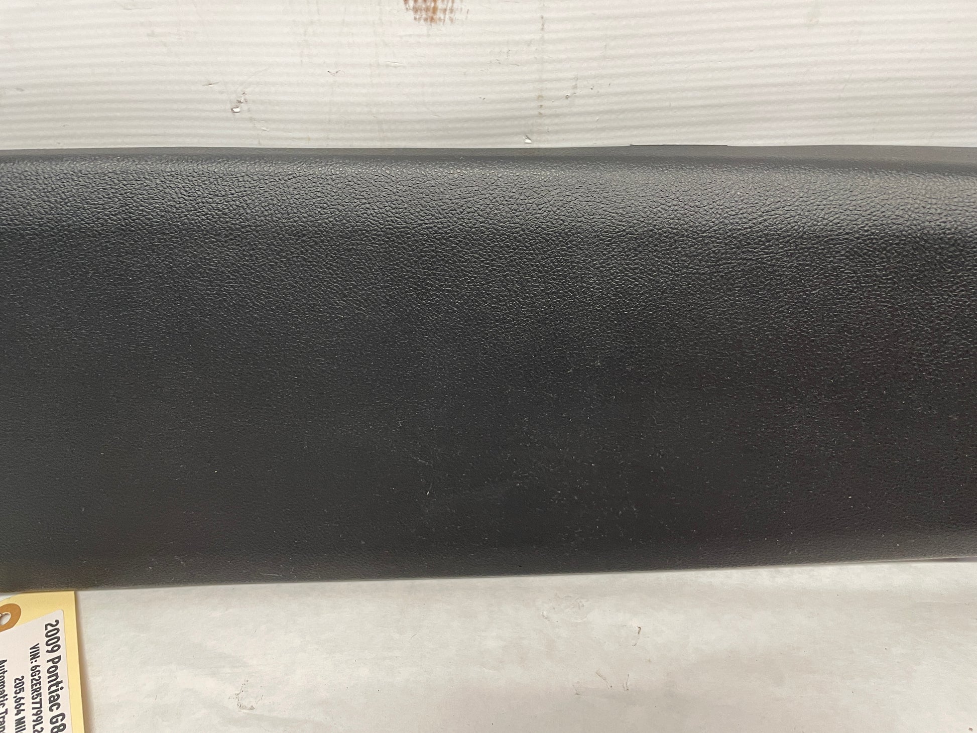 2009 Pontiac G8 Base RH & LH Lower Interior B Center Pillar Trim Molding Cover OEM - Day's Parts Yard