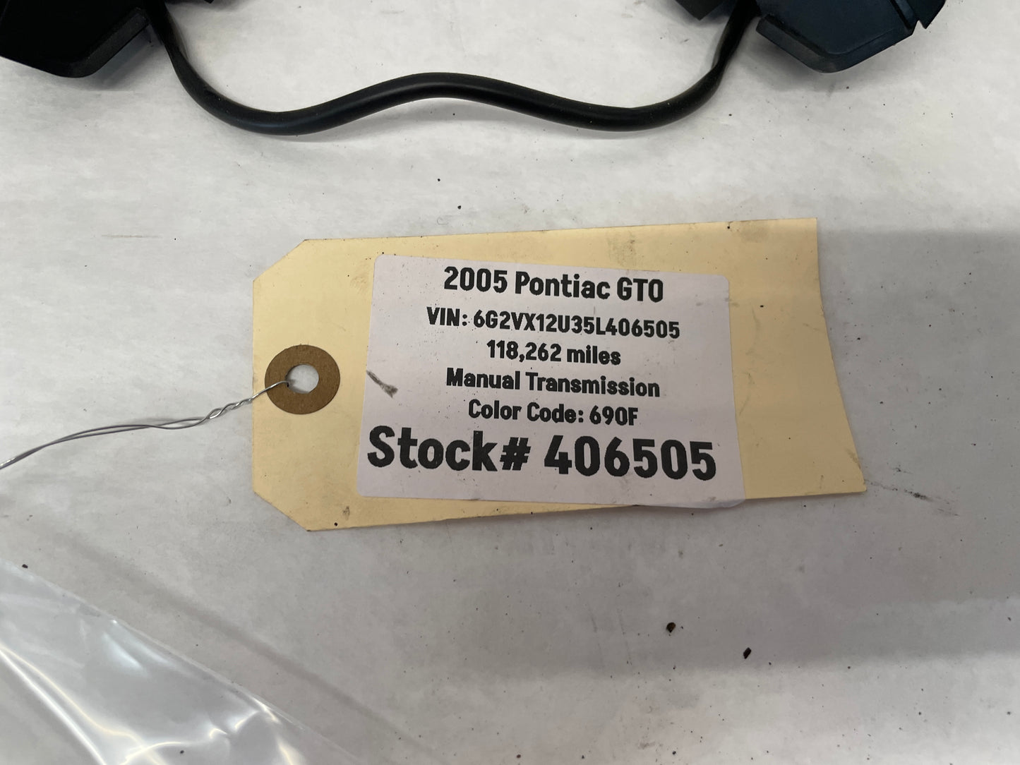 2005 Pontiac GTO Steering Wheel Radio Control Buttons Switches OEM - Day's Parts Yard