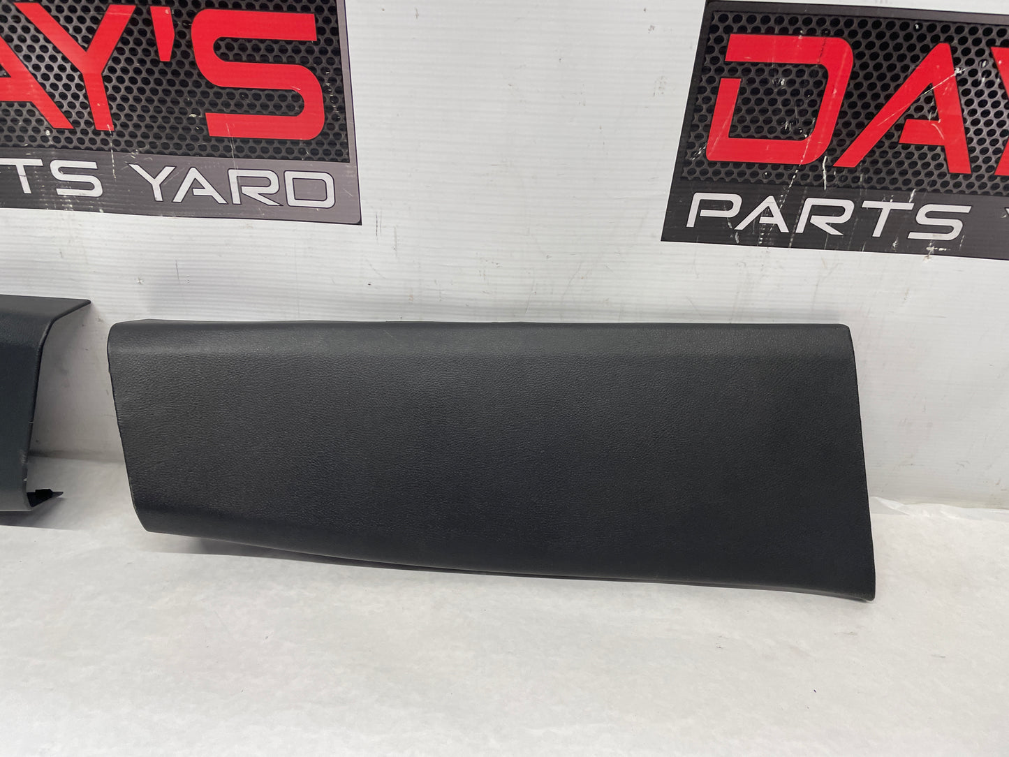 2009 Pontiac G8 Base RH & LH Lower Interior B Center Pillar Trim Molding Cover OEM - Day's Parts Yard