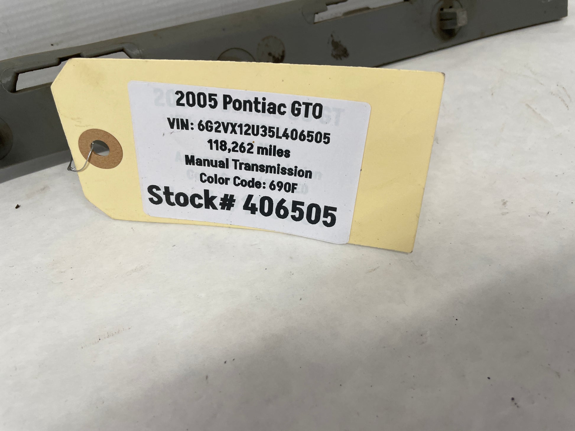 2005 Pontiac GTO LH Driver Front Bumper Fender Brackets Guide OEM - Day's Parts Yard