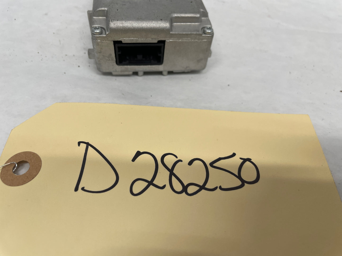 2019 Chevy Camaro SS  Front Windshield Lane Departure Camera OEM - Day's Parts Yard