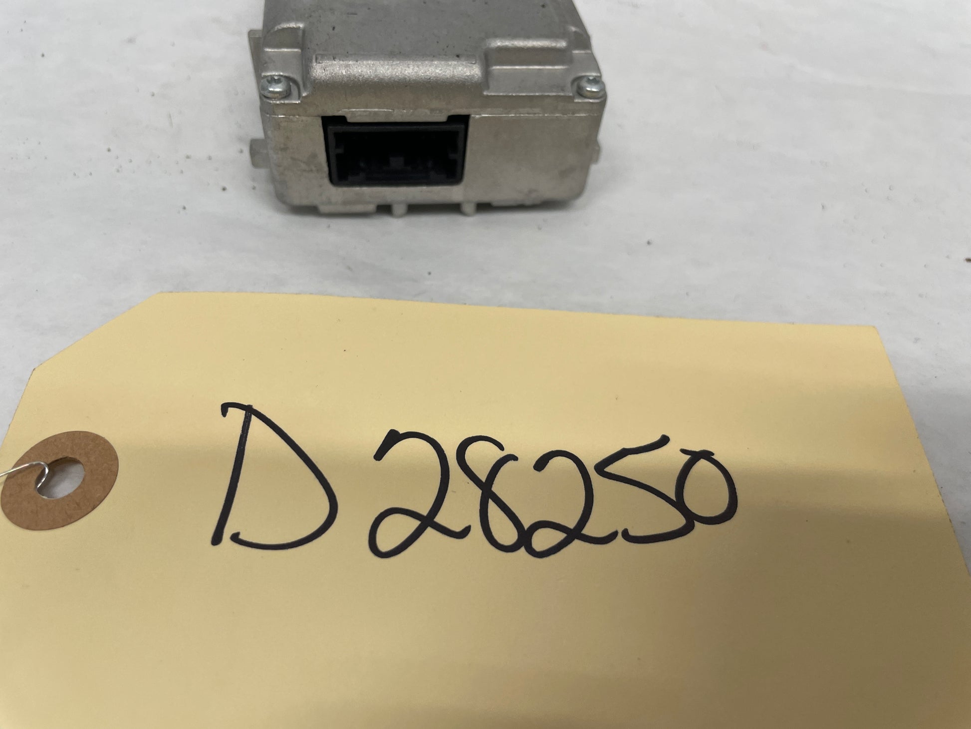 2019 Chevy Camaro SS  Front Windshield Lane Departure Camera OEM - Day's Parts Yard