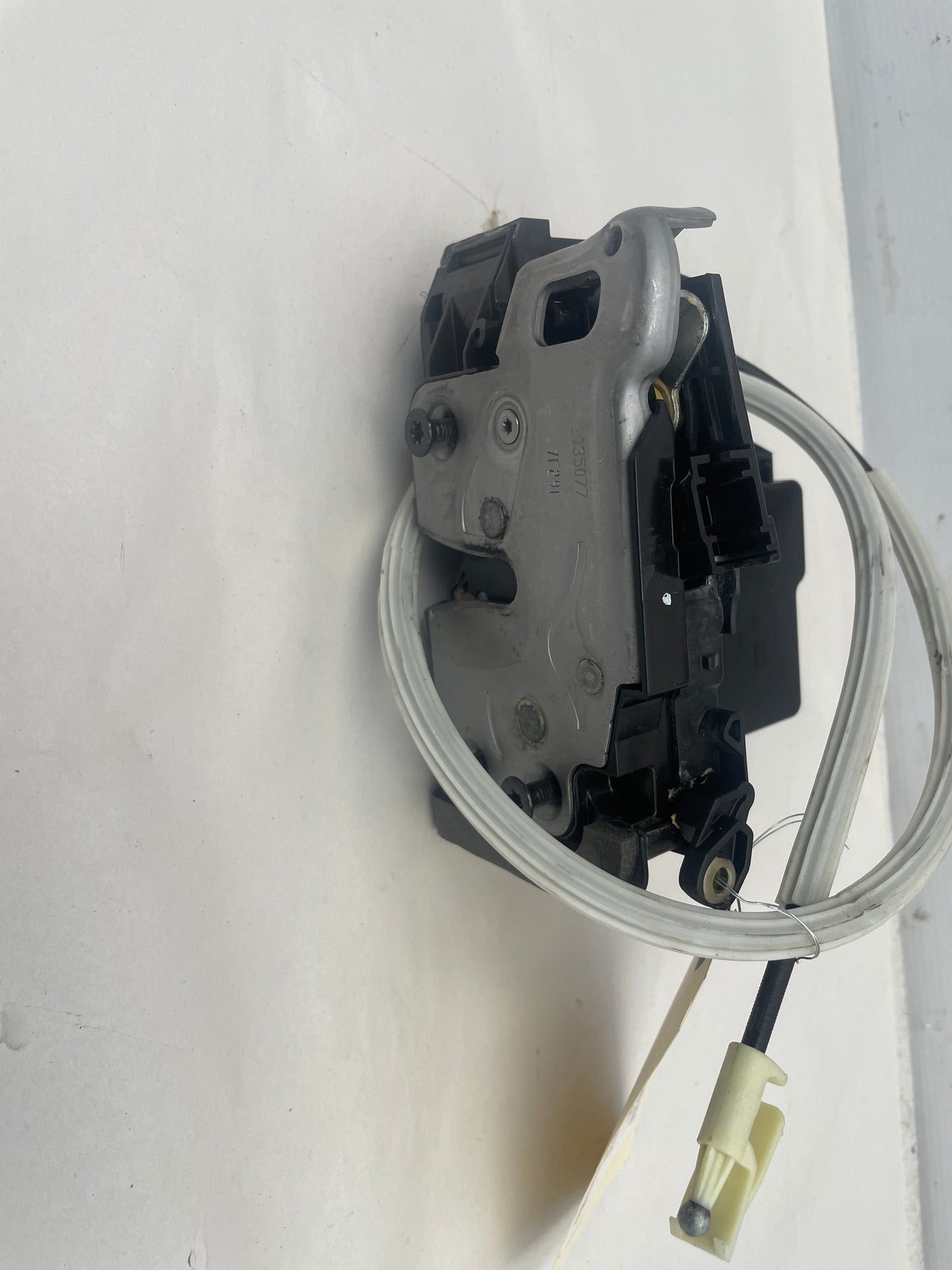 2018 Chevy Camaro ZL1 Convertible Front LH Drive Door Lock Actuator OEM - Day's Parts Yard