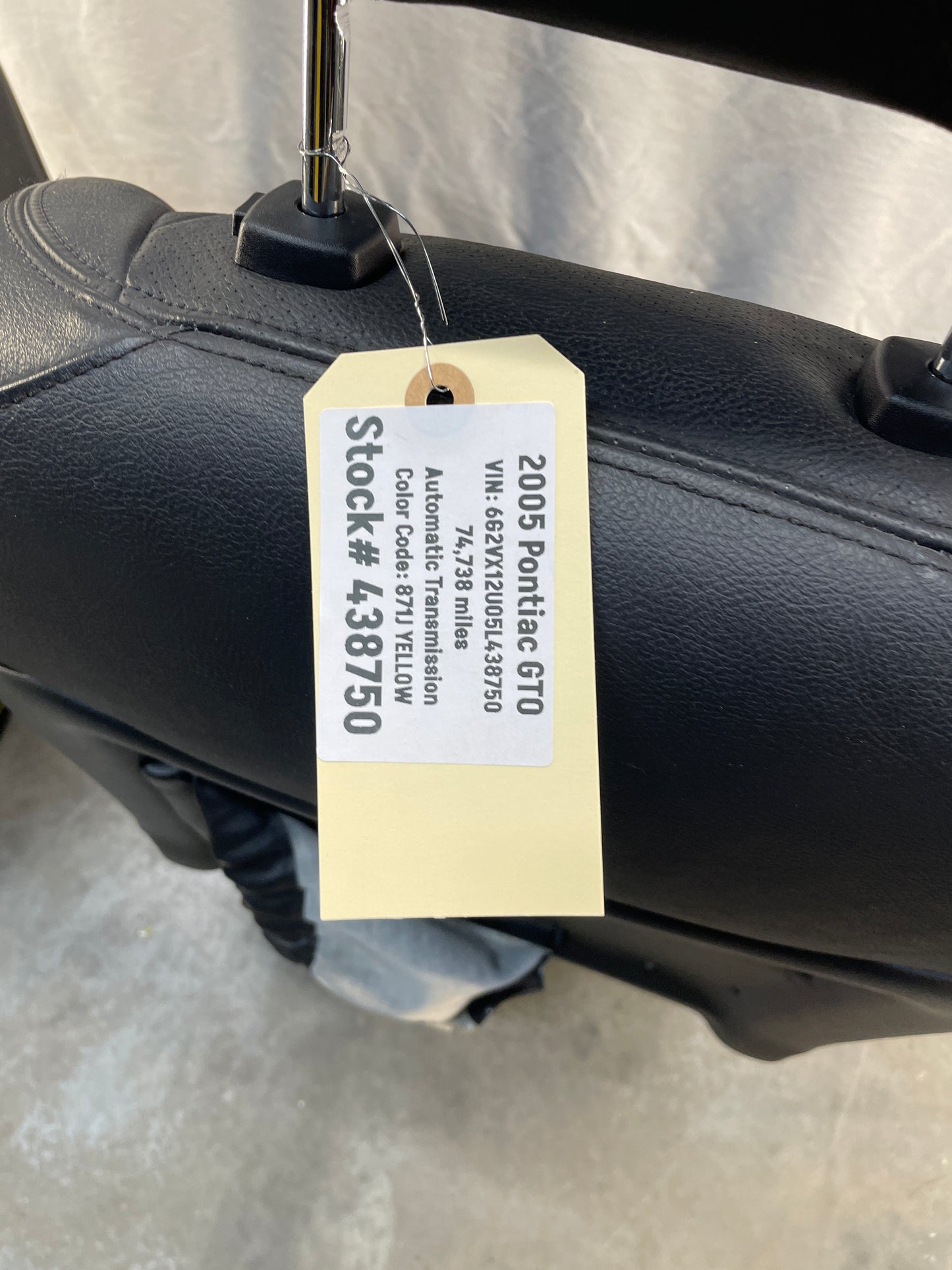 2005 Pontiac GTO Seats Front and Rear Black Leather OEM