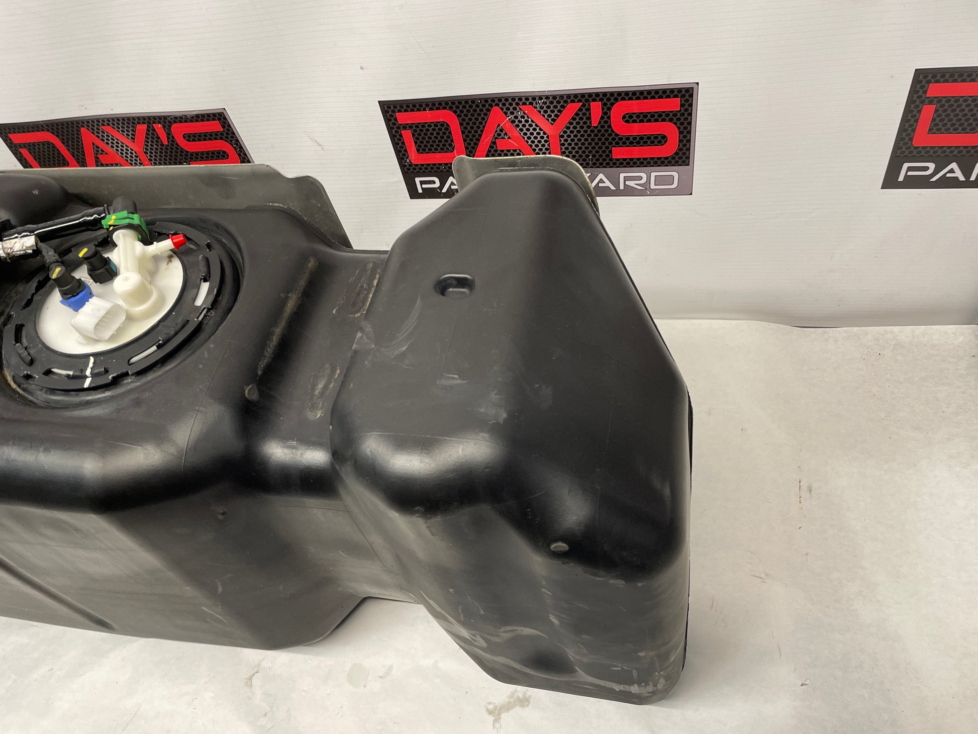 2022 GMC Sierra C2500 Fuel Gas Tank OEM - Day's Parts Yard