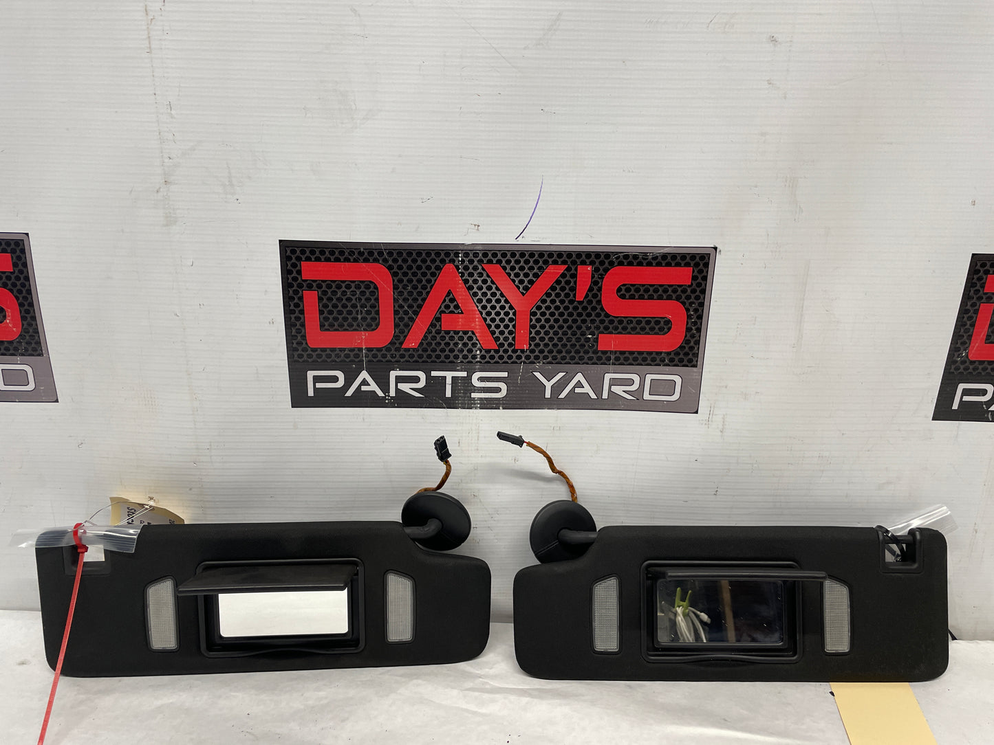 2019 Chevy Camaro SS RH & LH Sunvisors Sun Visors Shades w/ Clips OEM - Day's Parts Yard