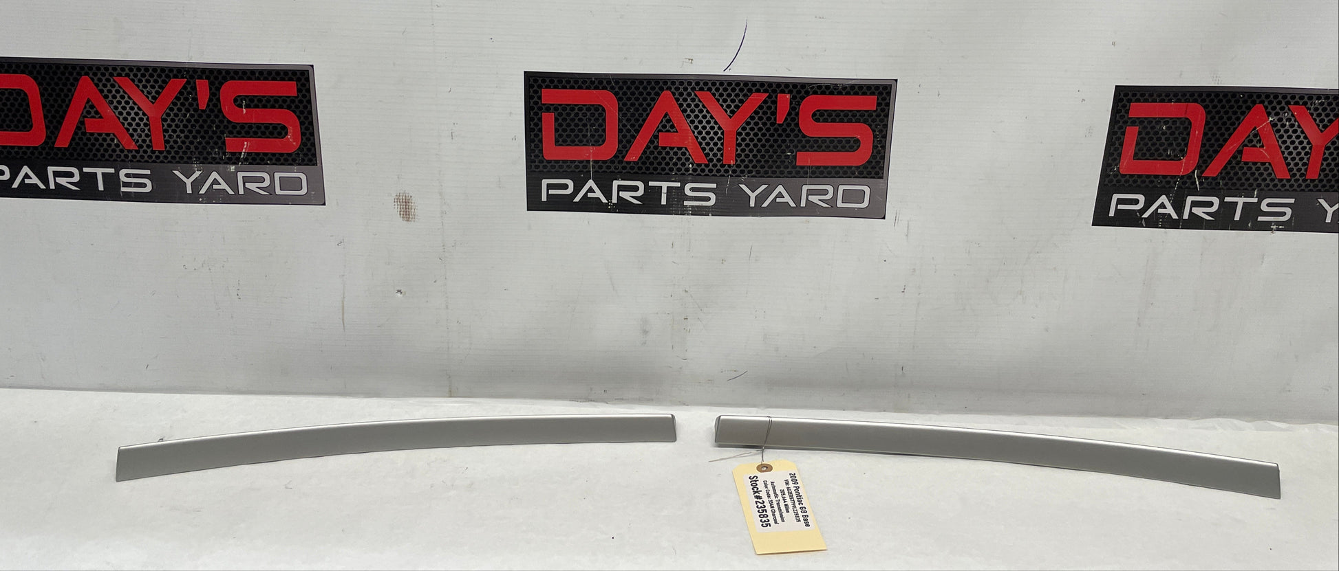 2009 Pontiac G8 Base LH & RH Silver Dash Trim Accent Applique Panel OEM - Day's Parts Yard