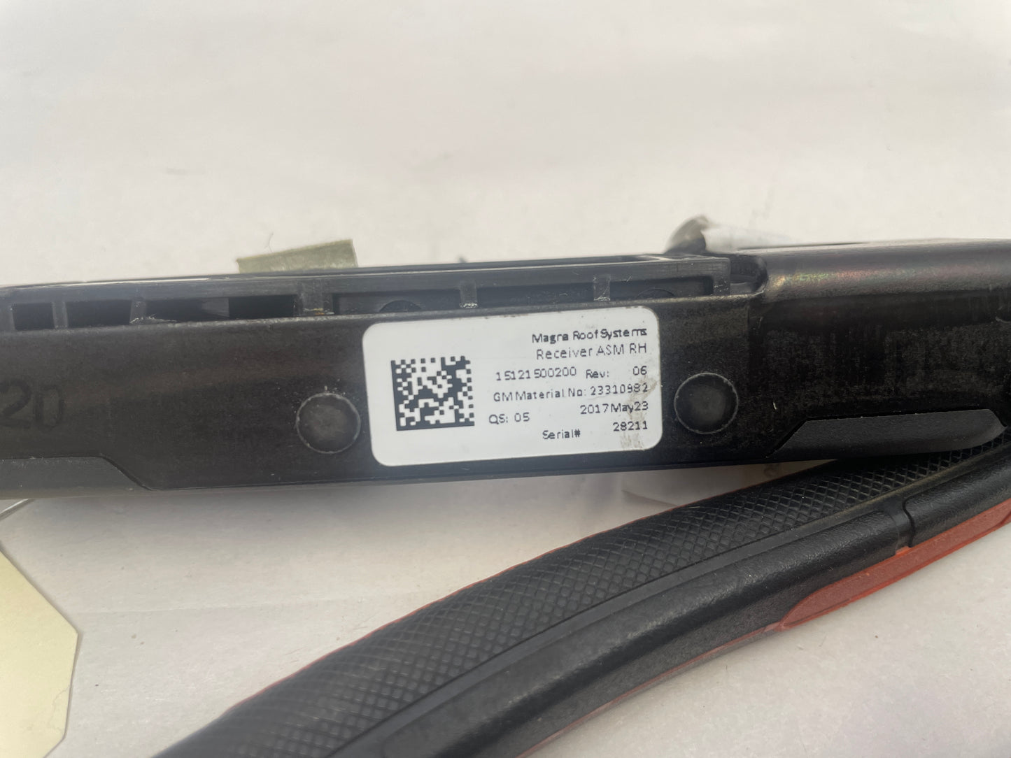 2018 Chevy Camaro ZL1 Convertible RH & LH Roof Latch System OEM - Day's Parts Yard