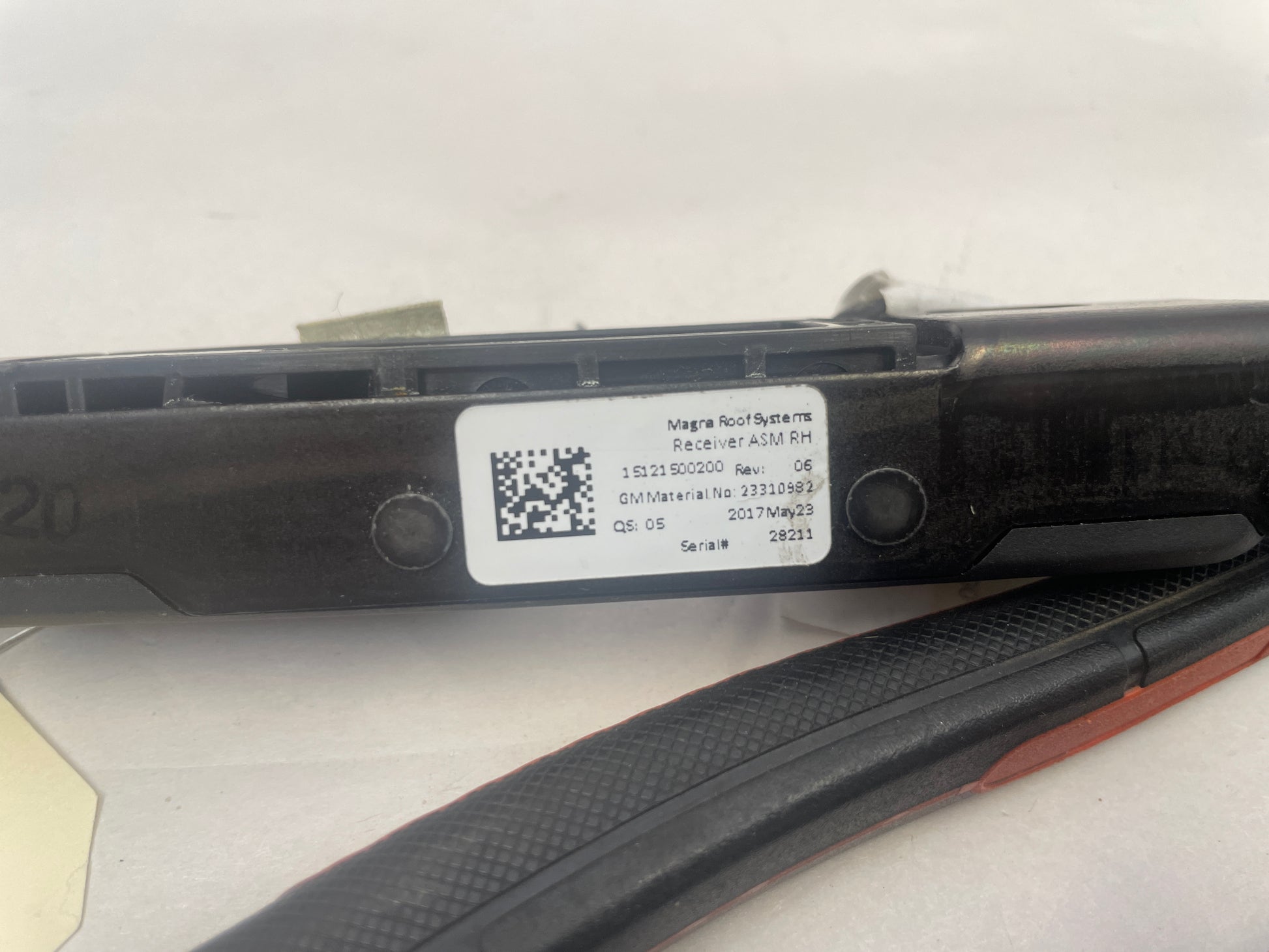 2018 Chevy Camaro ZL1 Convertible RH & LH Roof Latch System OEM - Day's Parts Yard