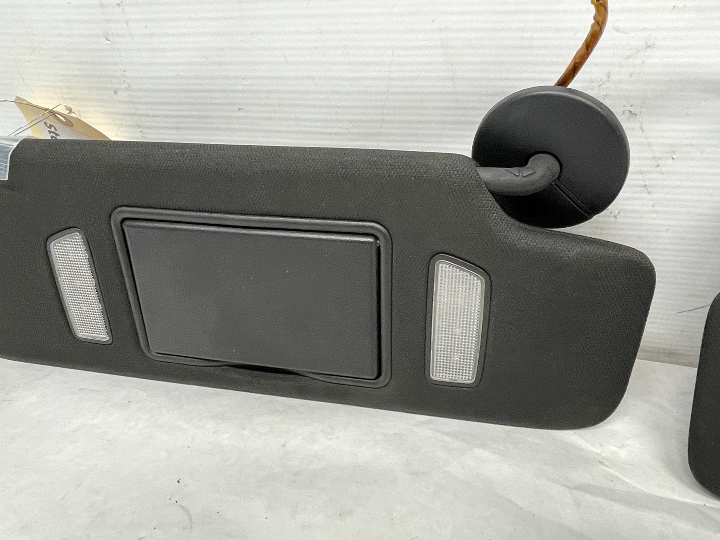 2019 Chevy Camaro SS RH & LH Sunvisors Sun Visors Shades w/ Clips OEM - Day's Parts Yard