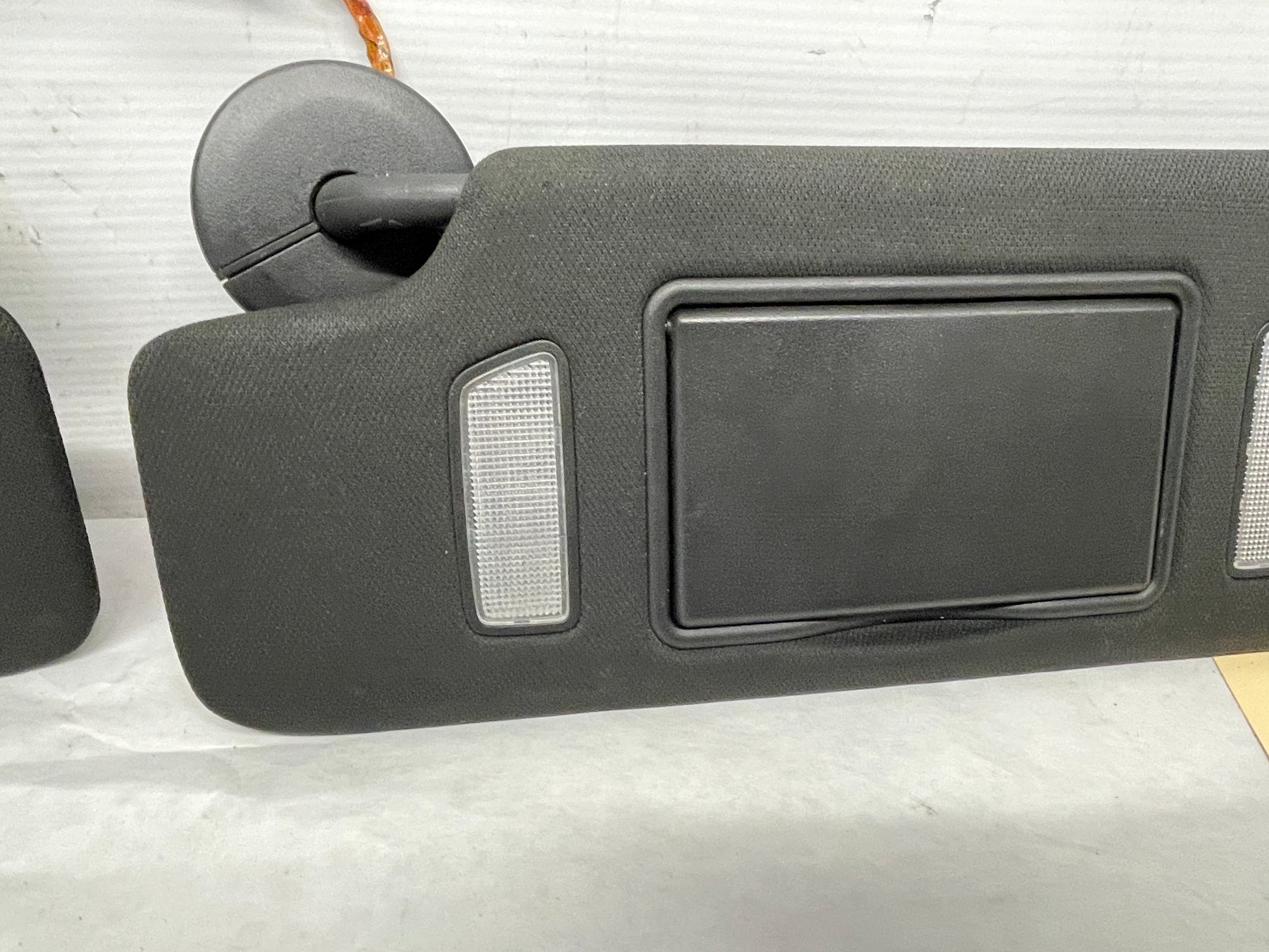 2019 Chevy Camaro SS RH & LH Sunvisors Sun Visors Shades w/ Clips OEM - Day's Parts Yard