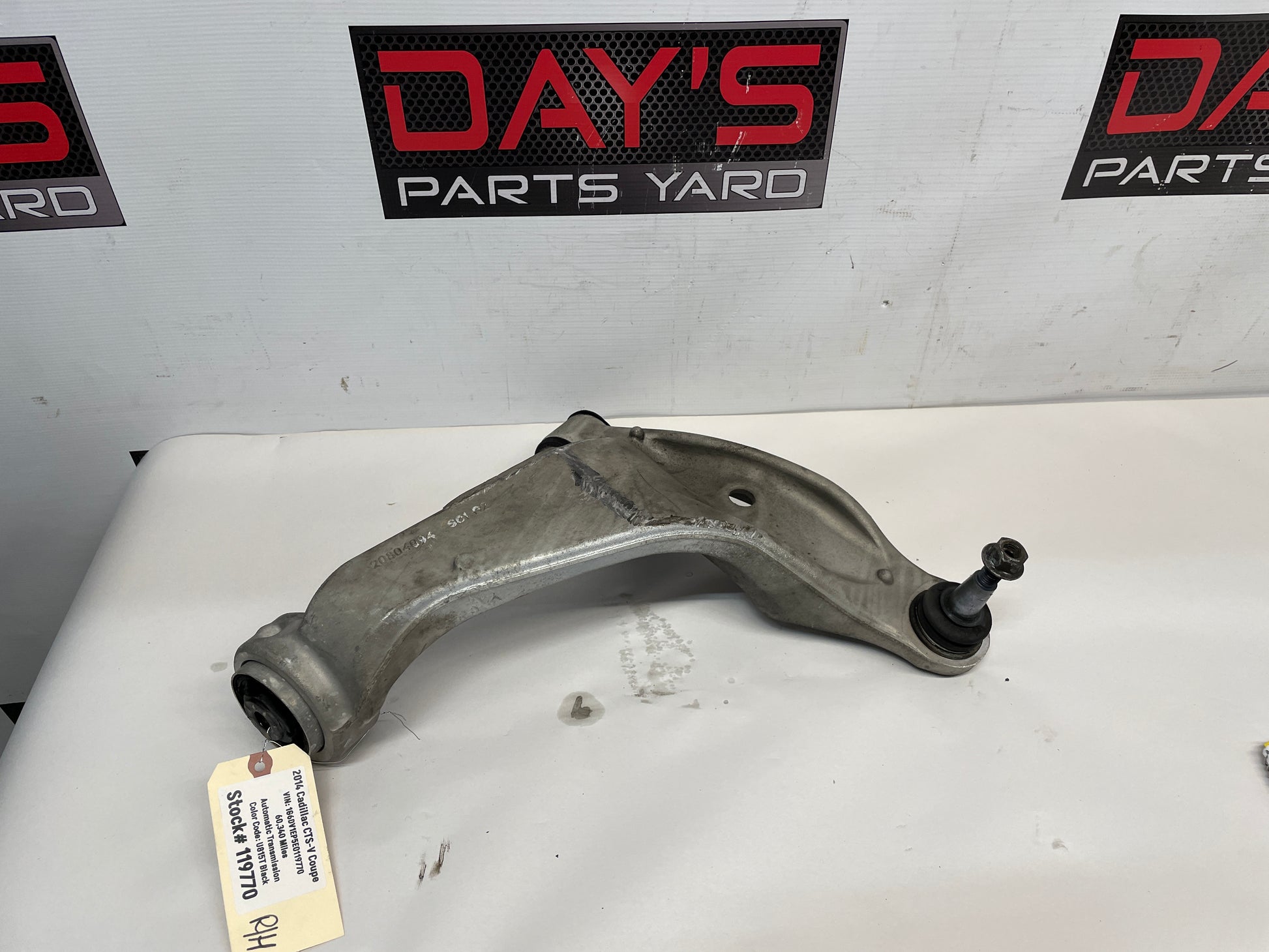 2014 Cadillac CTS-V Coupe RH Passenger Front Lower Control Arm OEM - Day's Parts Yard