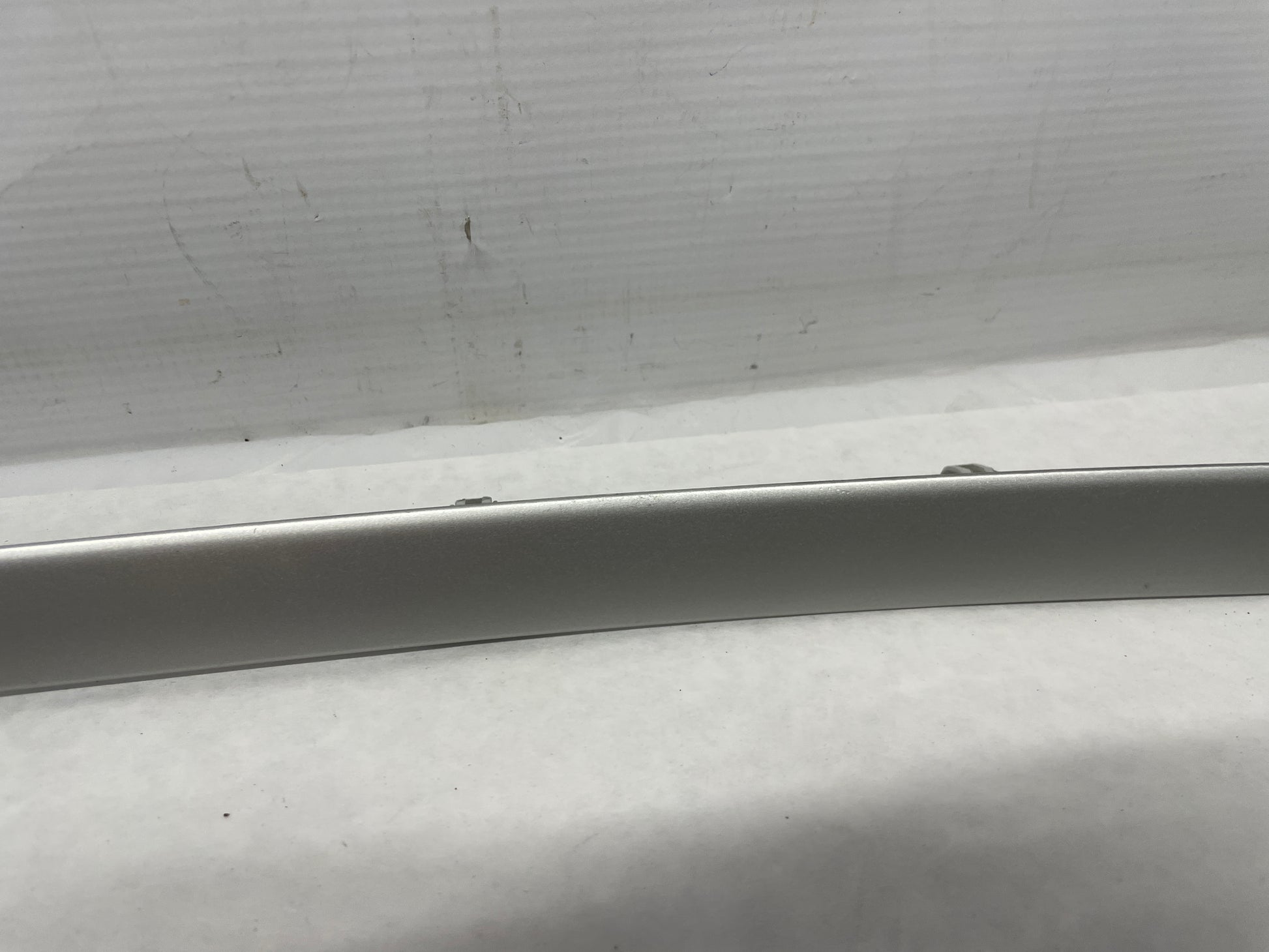 2009 Pontiac G8 Base LH & RH Silver Dash Trim Accent Applique Panel OEM - Day's Parts Yard