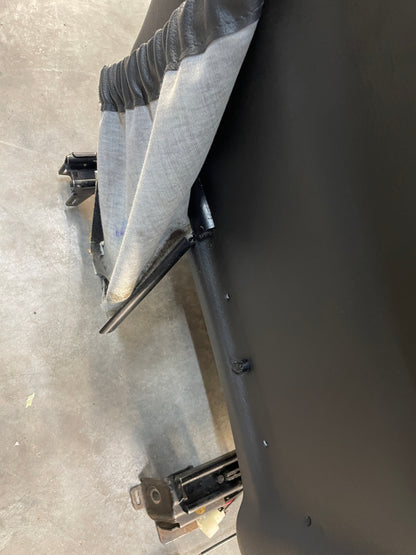 2005 Pontiac GTO Seats Front and Rear Black Leather OEM