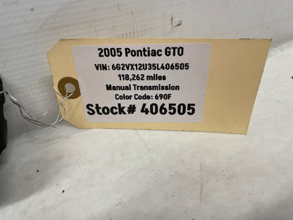 2005 Pontiac GTO Fuel Gas Door Lid Cover Assembly OEM - Day's Parts Yard