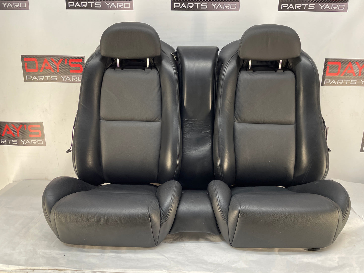 2005 Pontiac GTO Seats Front and Rear Black Leather OEM
