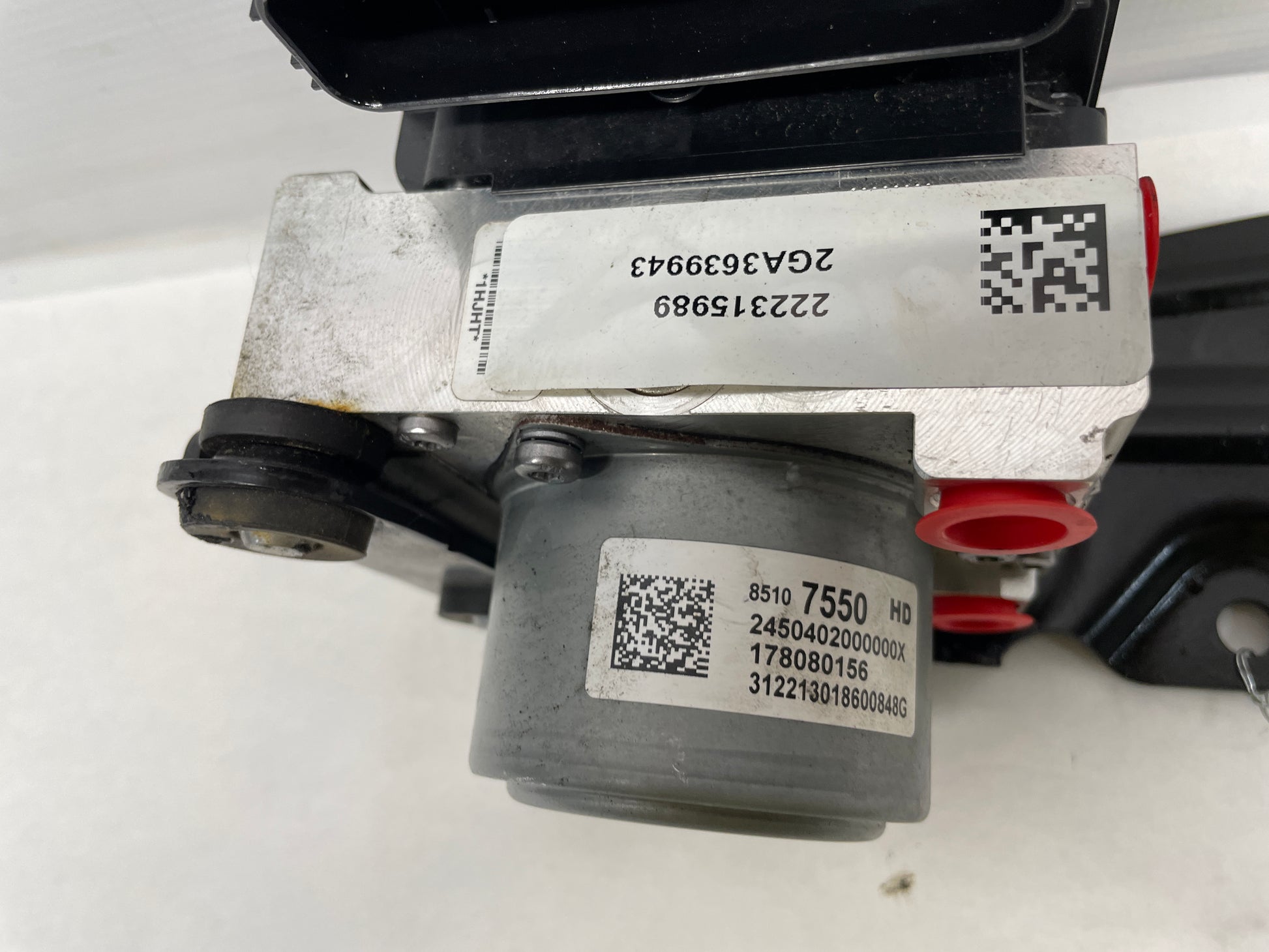 2022 GMC Sierra C2500 ABS Brake Pump Electric Module - Day's Parts Yard