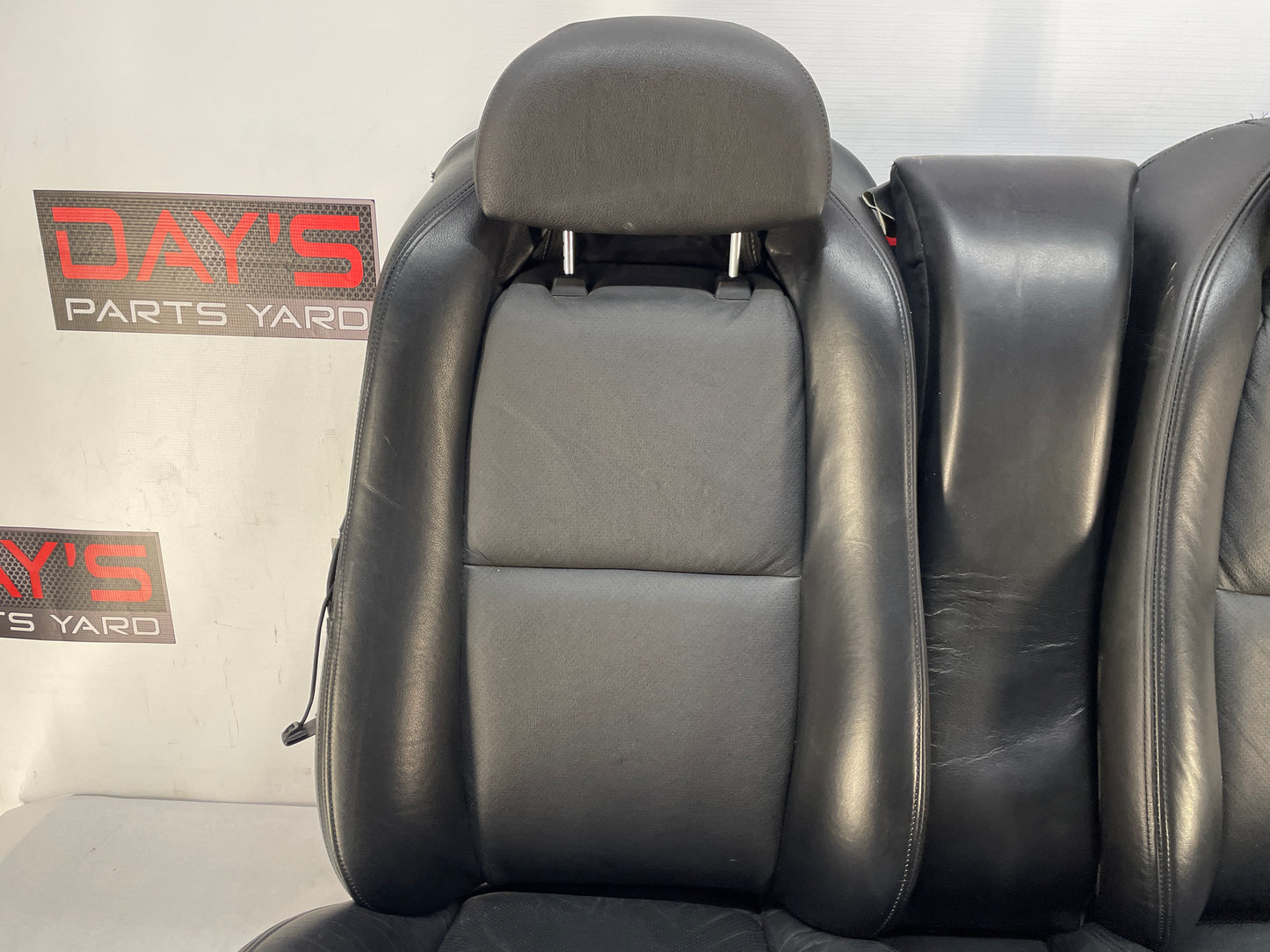 2005 Pontiac GTO Seats Front and Rear Black Leather OEM