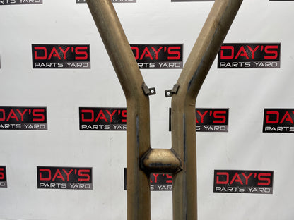 2001 Chevy C5 Corvette Mid Center Muffler Exhaust X H PIPE OEM - Day's Parts Yard