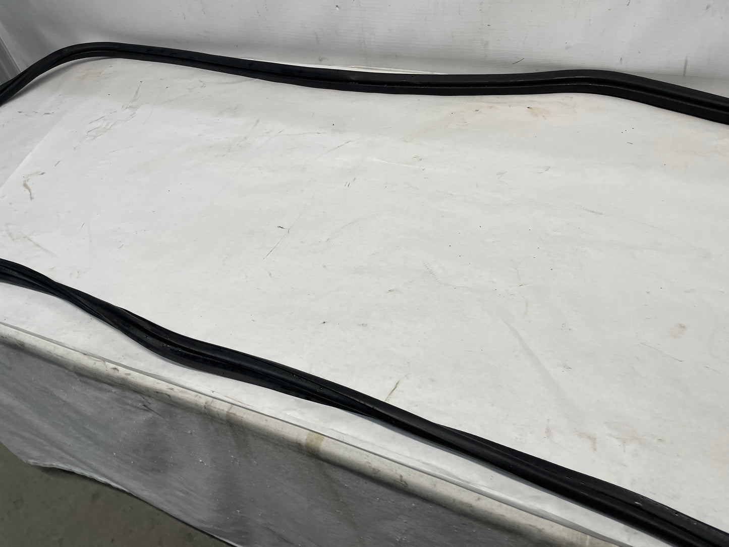 2000 Pontiac Firebird Formula LH Driver Door T-Top Weather Strip Rubber Seal OEM - Day's Parts Yard