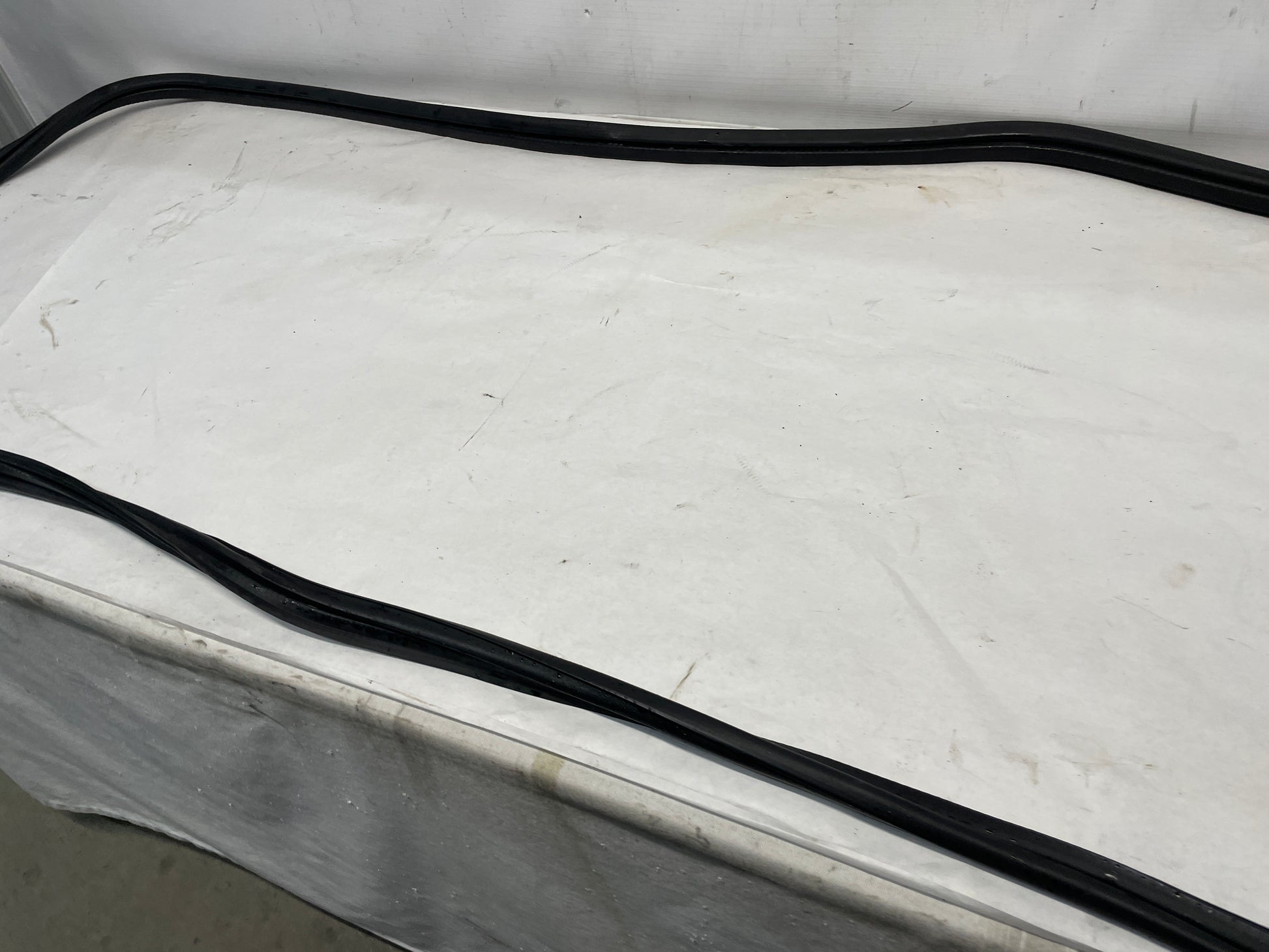 2000 Pontiac Firebird Formula LH Driver Door T-Top Weather Strip Rubber Seal OEM - Day's Parts Yard