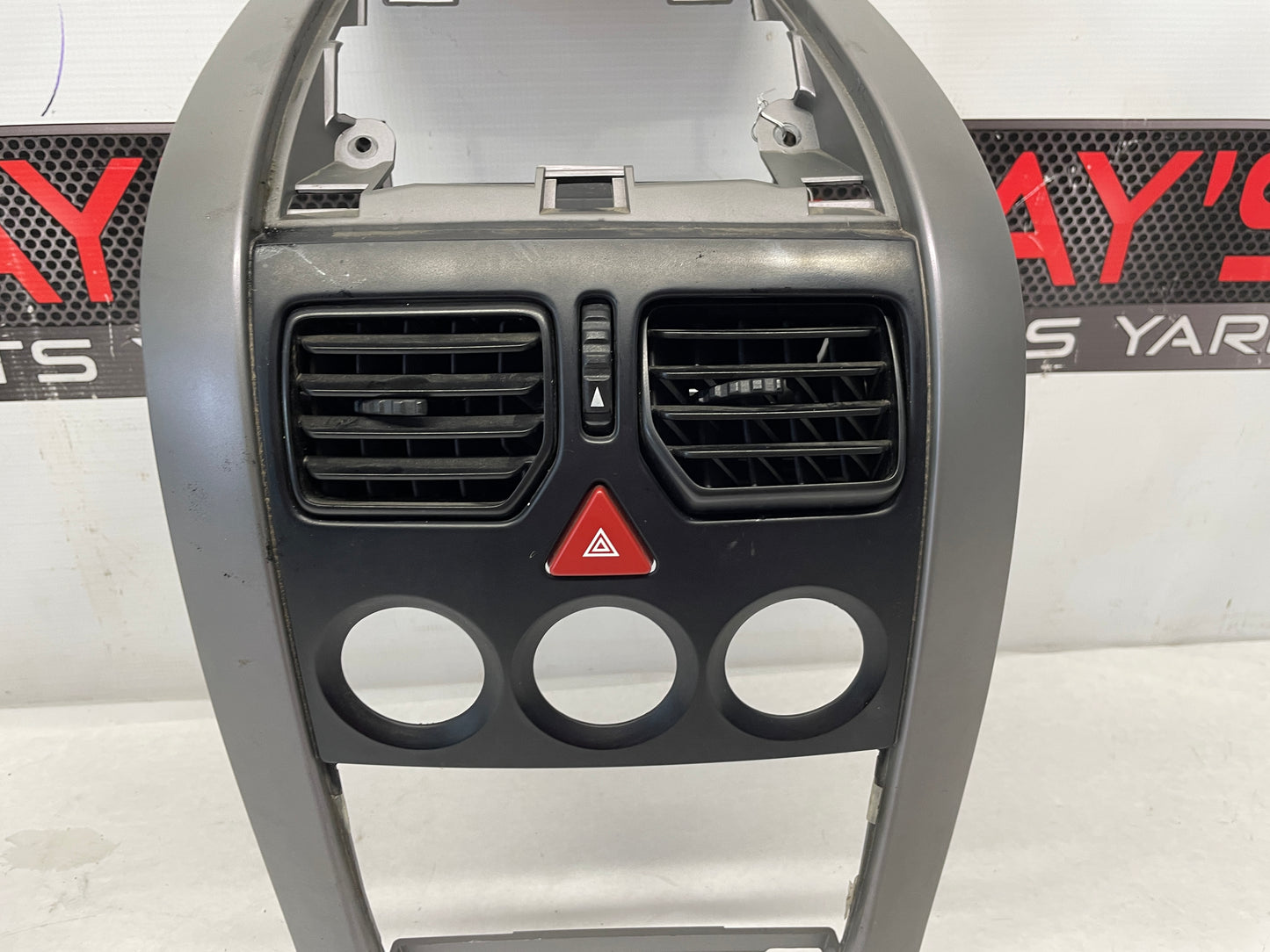 2005 Pontiac GTO Center Dash Radio HVAC Bezel Plate Panel Trim OEM - Day's Parts Yard