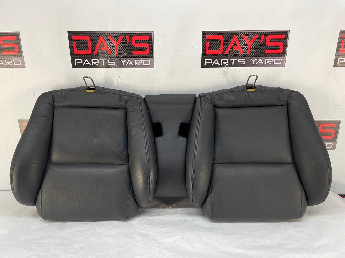 2005 Pontiac GTO Seats Front and Rear Black Leather OEM