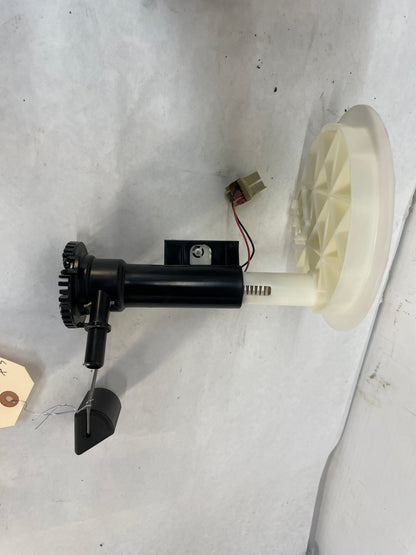 2009 Cadillac CTS-V Sedan Fuel Pump & Level Sending Unit OEM - Day's Parts Yard